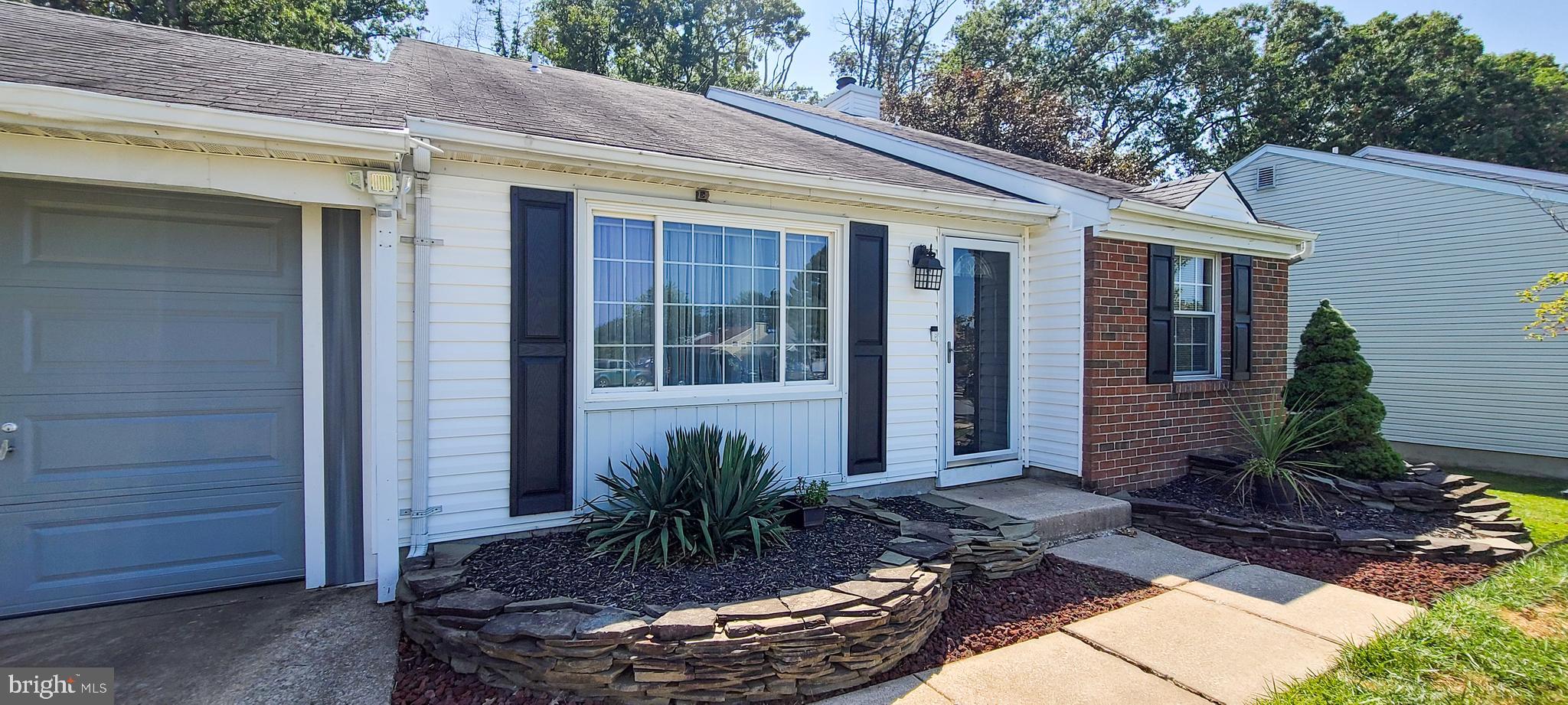 KINGS COURT - Residential