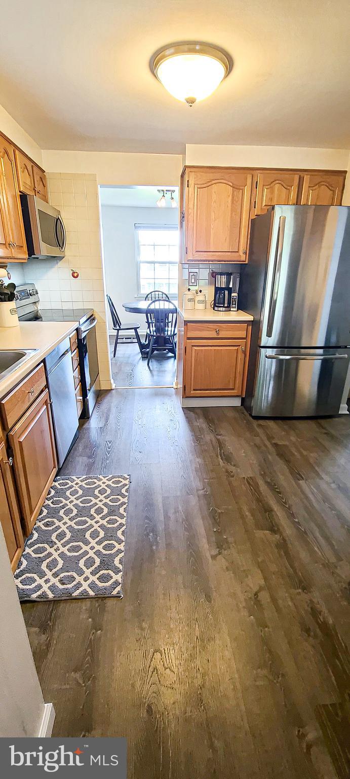 KINGS COURT - Residential