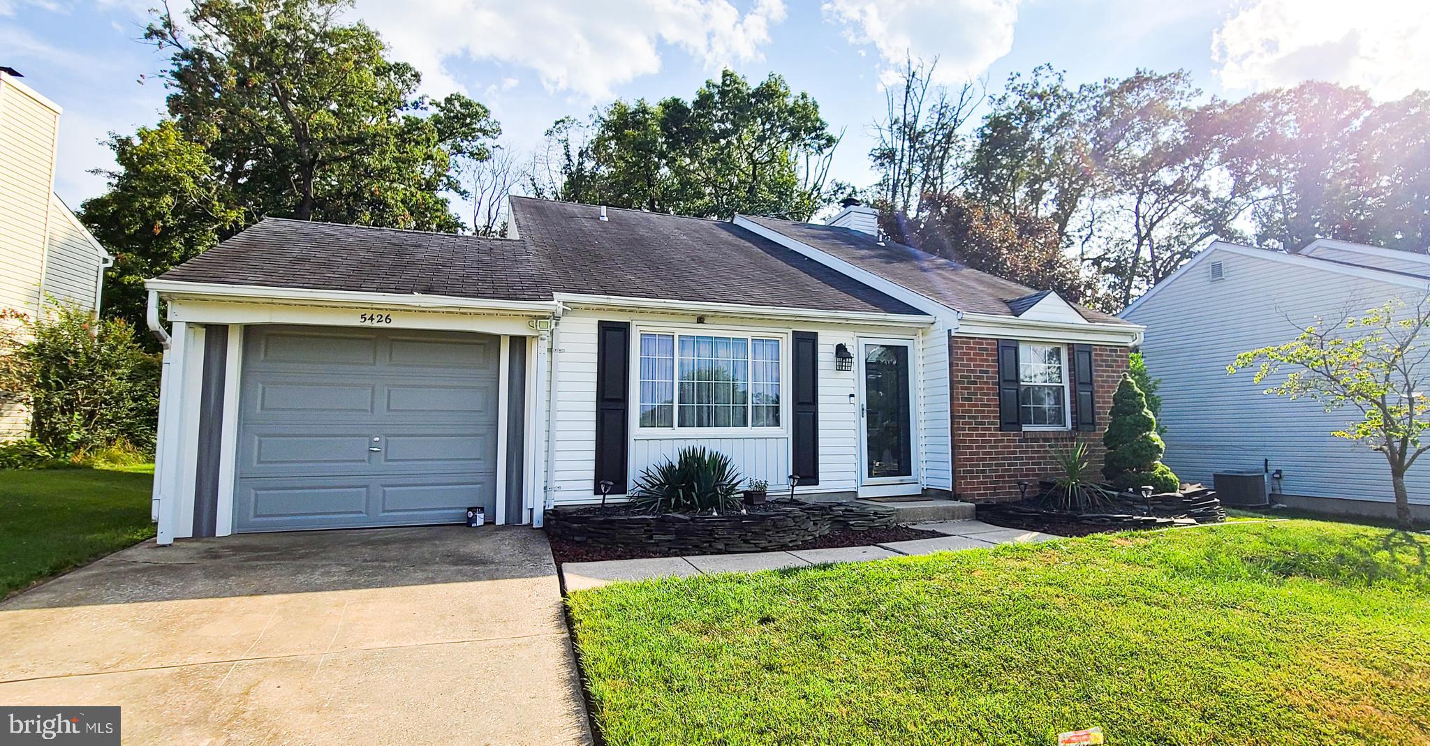 KINGS COURT - Residential