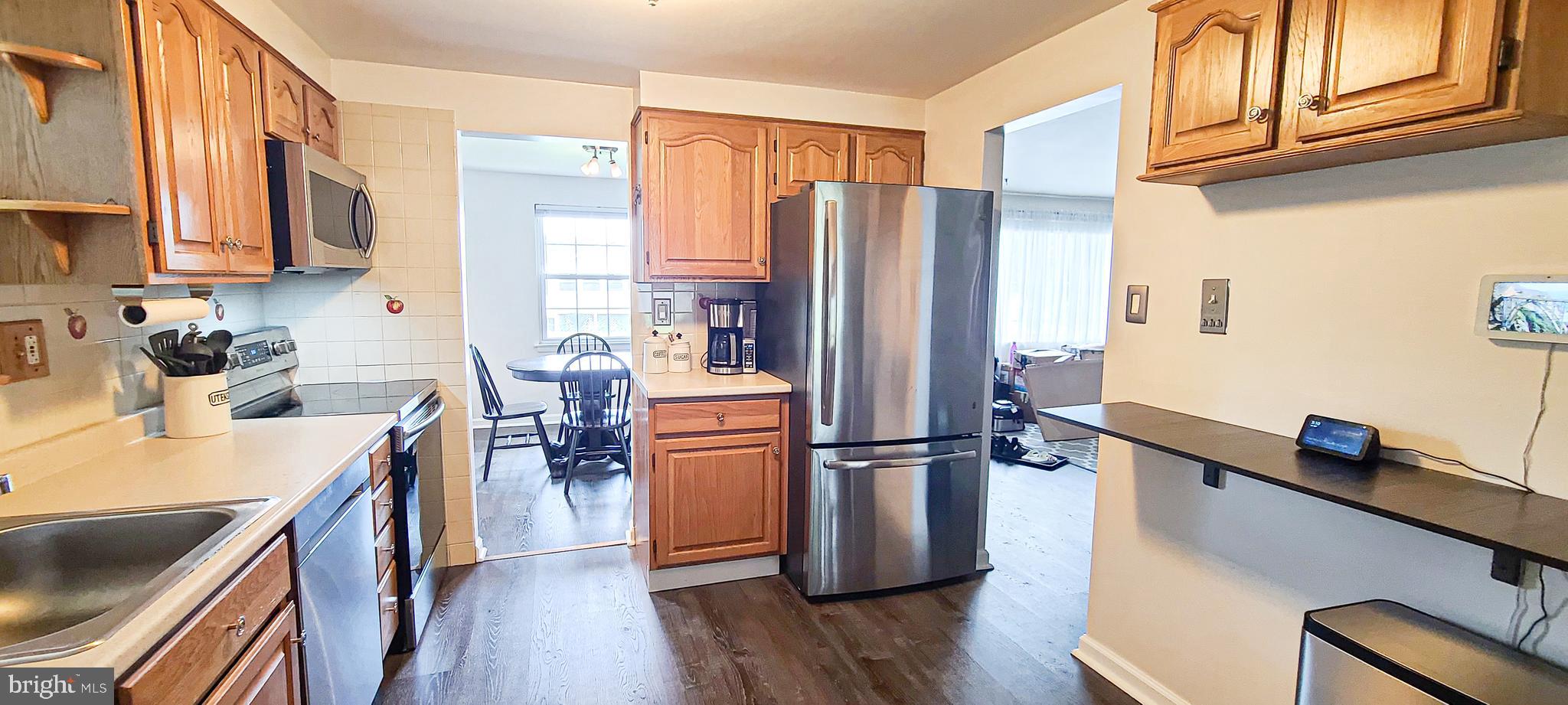 KINGS COURT - Residential