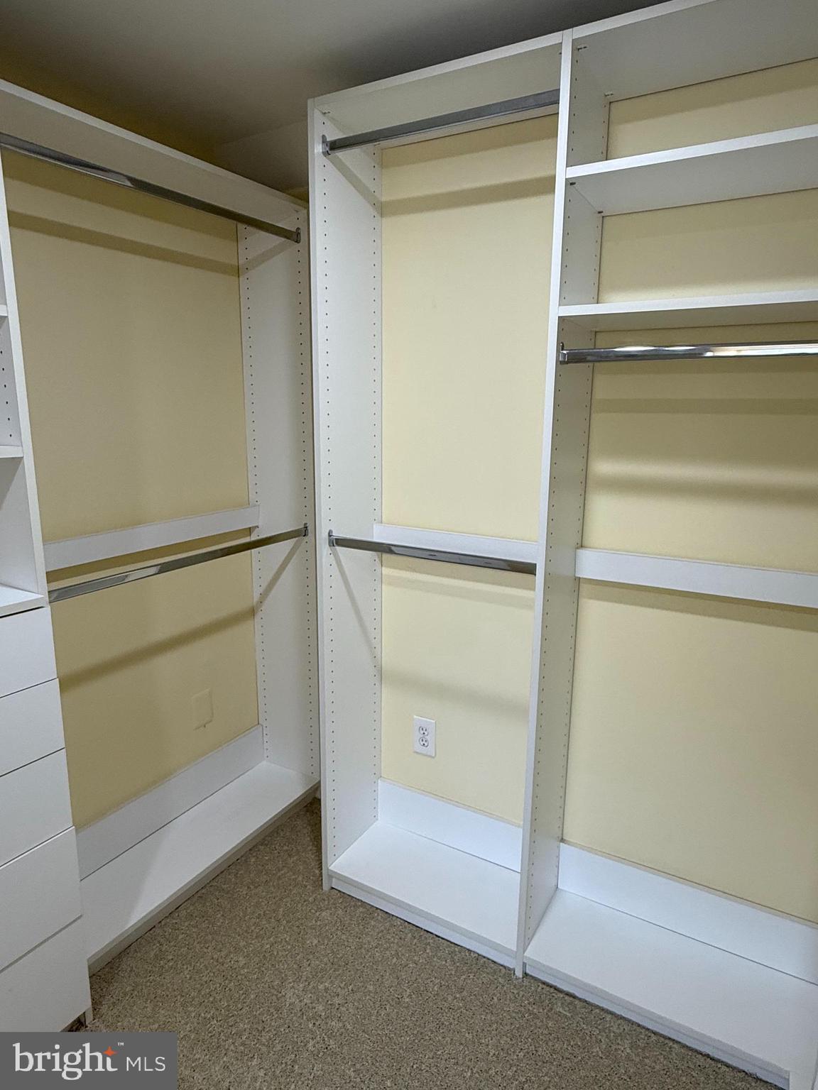 ASPENWOOD - Residential