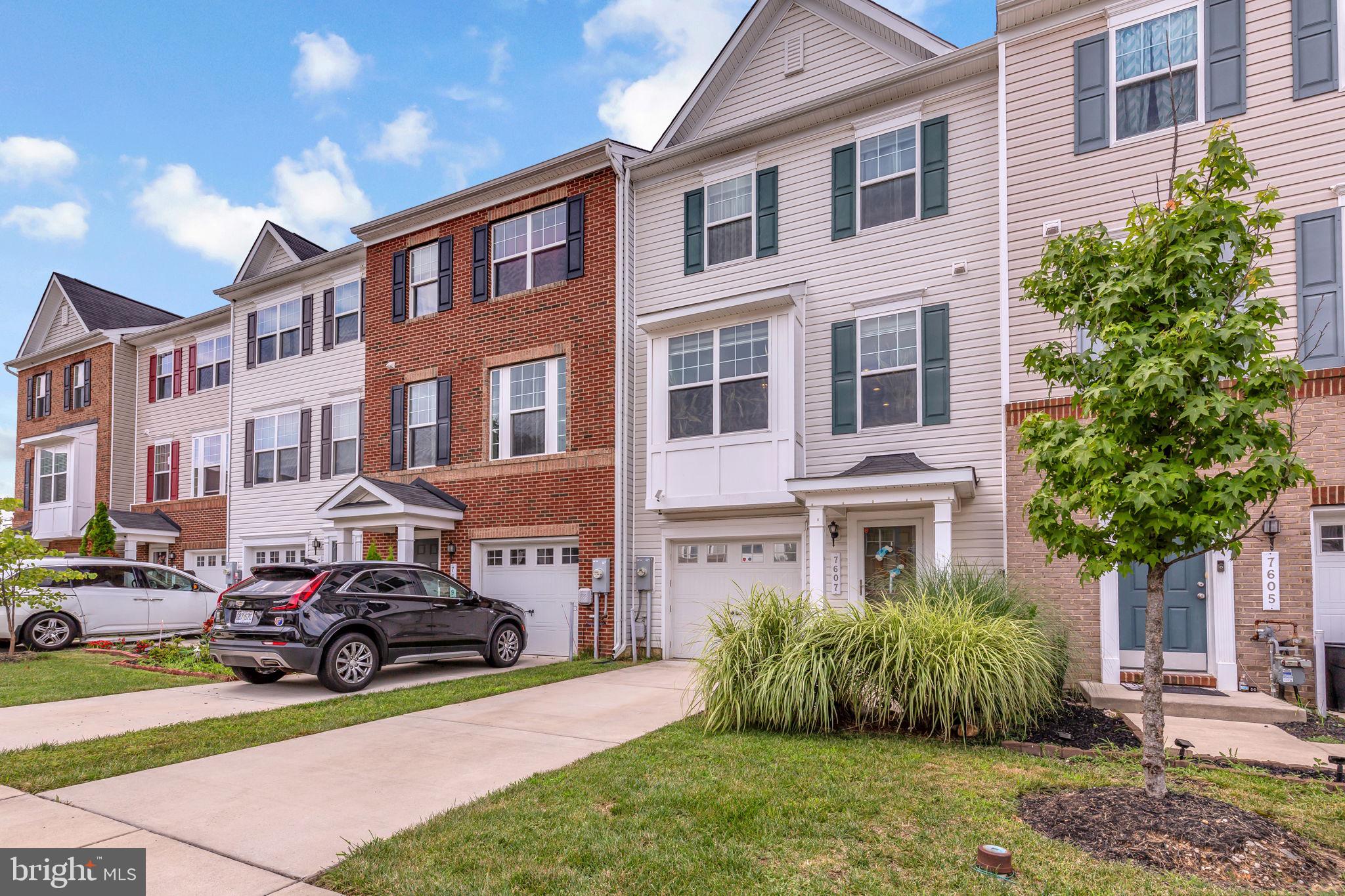 7607 TOWN VIEW DRIVE