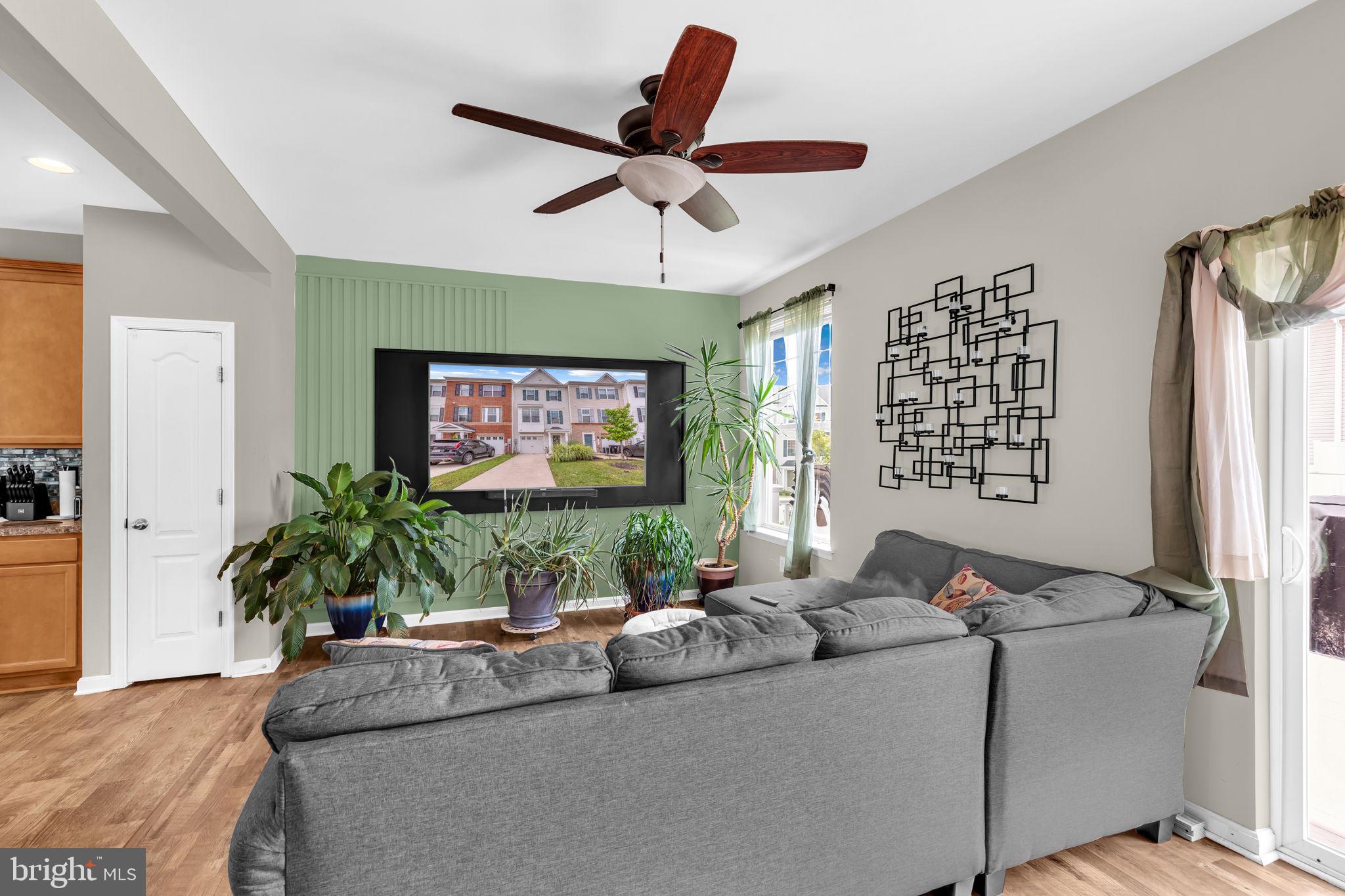 7607 TOWN VIEW DRIVE