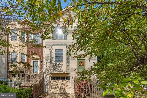 2801 CLOVERCREST WAY OLNEY MD 20832