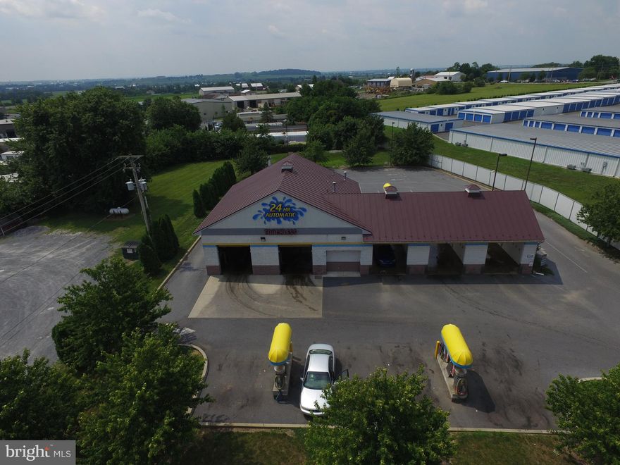 Turnkey 24 hour Carwash with All FF&E included.  Two automatic touchless Bays, Three Self-Serve Bays,  Three Vacuum Islands.   20,000 Traffic Count. Updated equipment. Very well Maintained. Heated concrete.  New Washworld Razor equipment in 2012.  Start your own Franchise - Second Car Wash available on MLS 1001471312