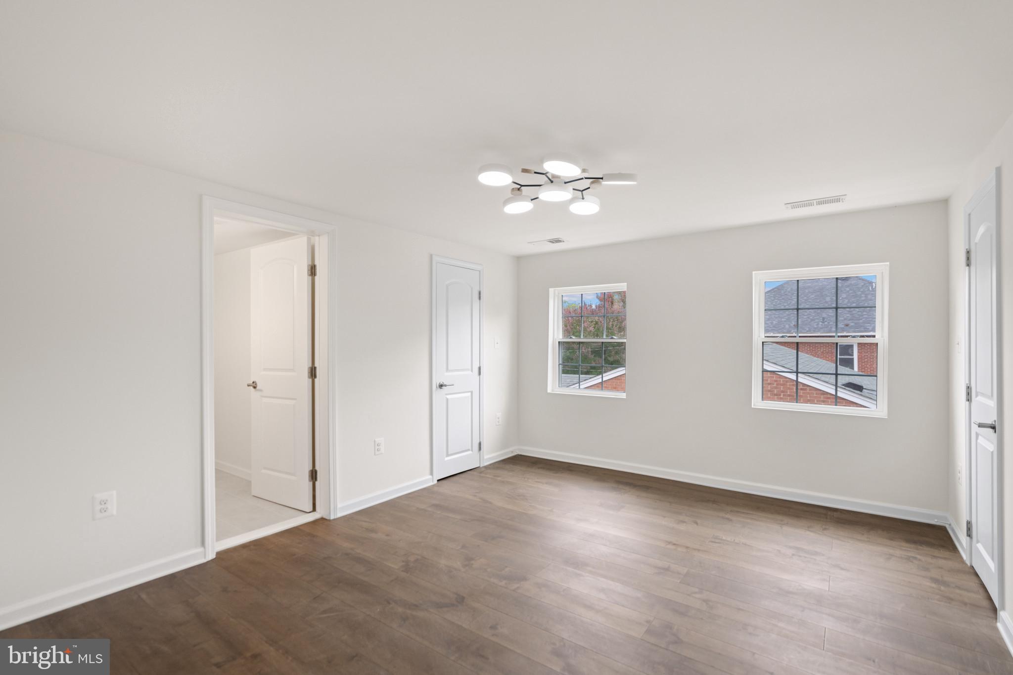 SHAWNEE HEIGHTS - Residential Lease