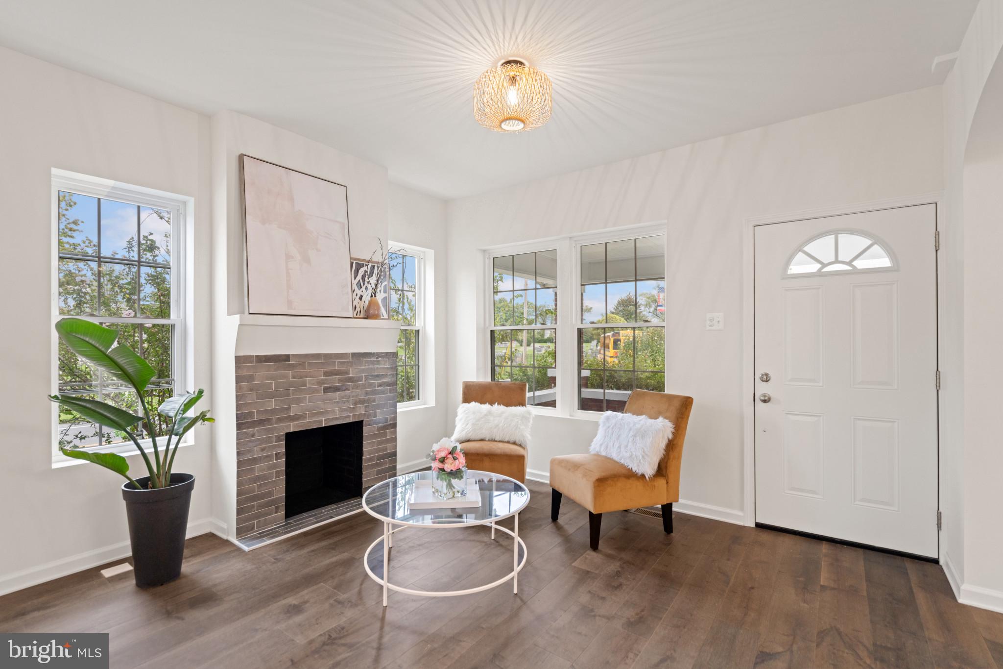 SHAWNEE HEIGHTS - Residential Lease