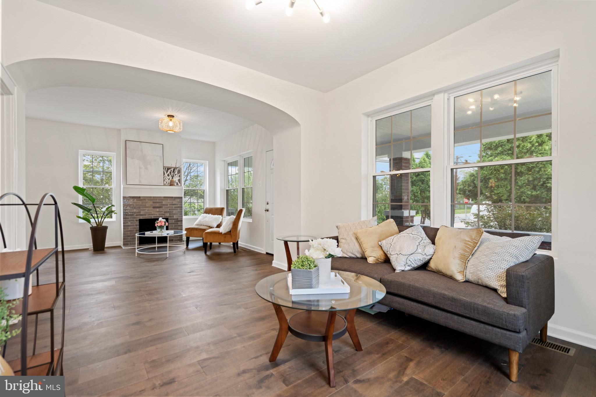 SHAWNEE HEIGHTS - Residential Lease