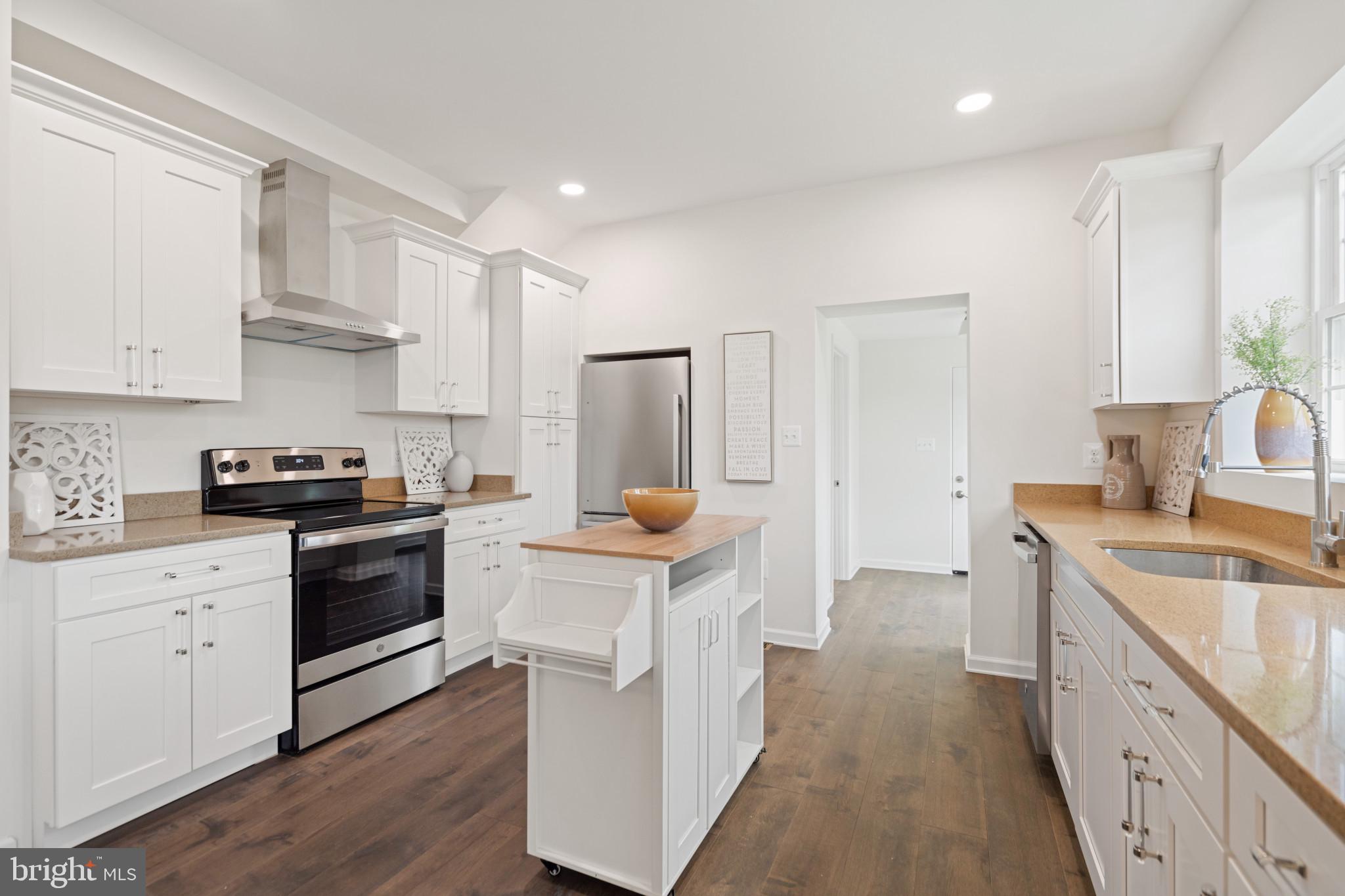 SHAWNEE HEIGHTS - Residential Lease