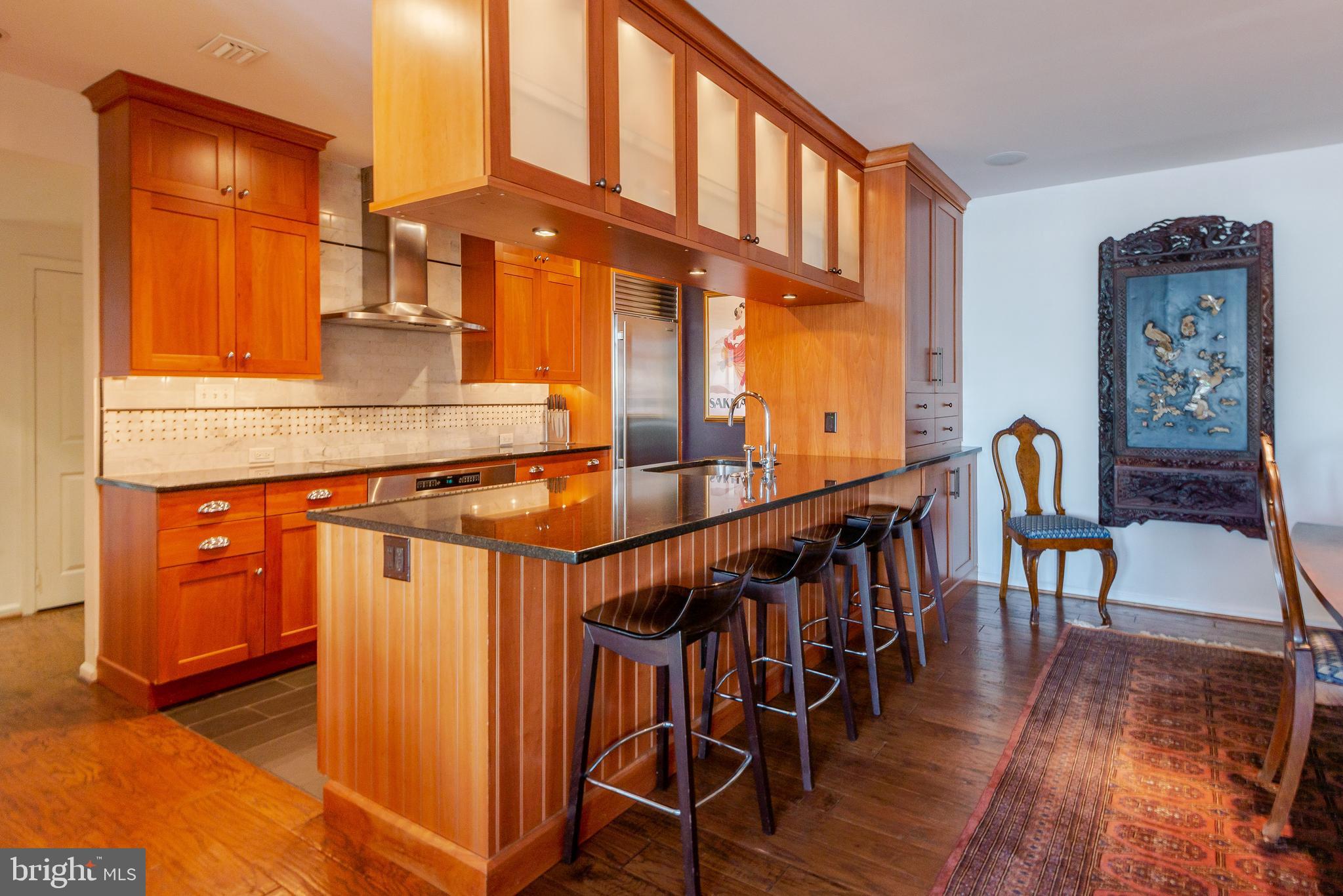 HENDERSON'S WHARF - Residential