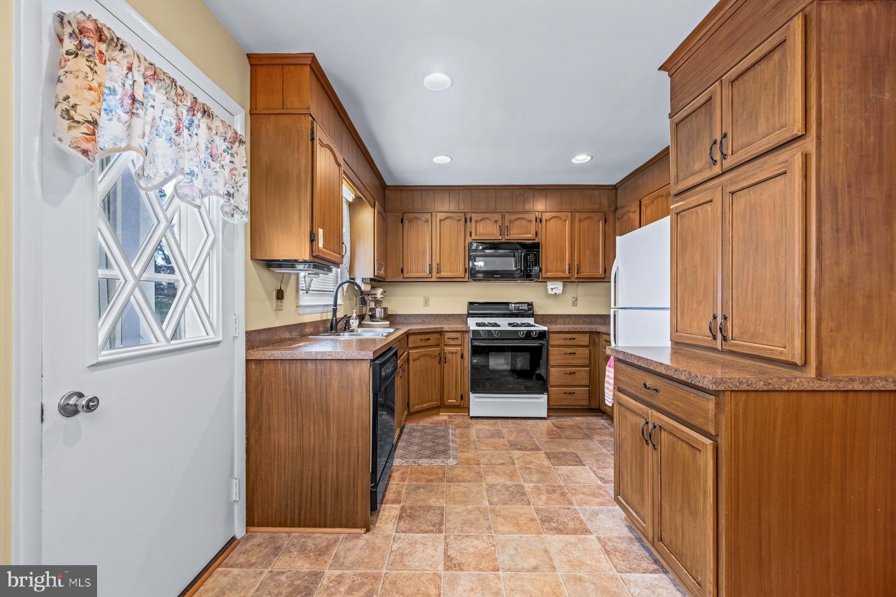 GLENVUE - Residential