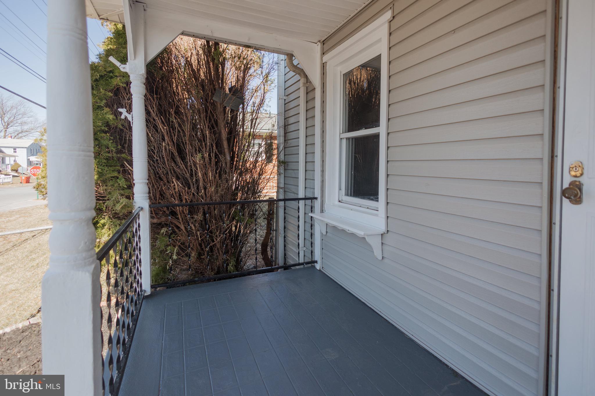 203 S GEORGE STREET