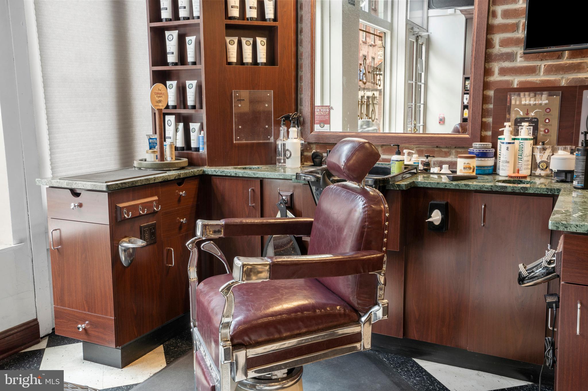 OLD CITY - Commercial Lease