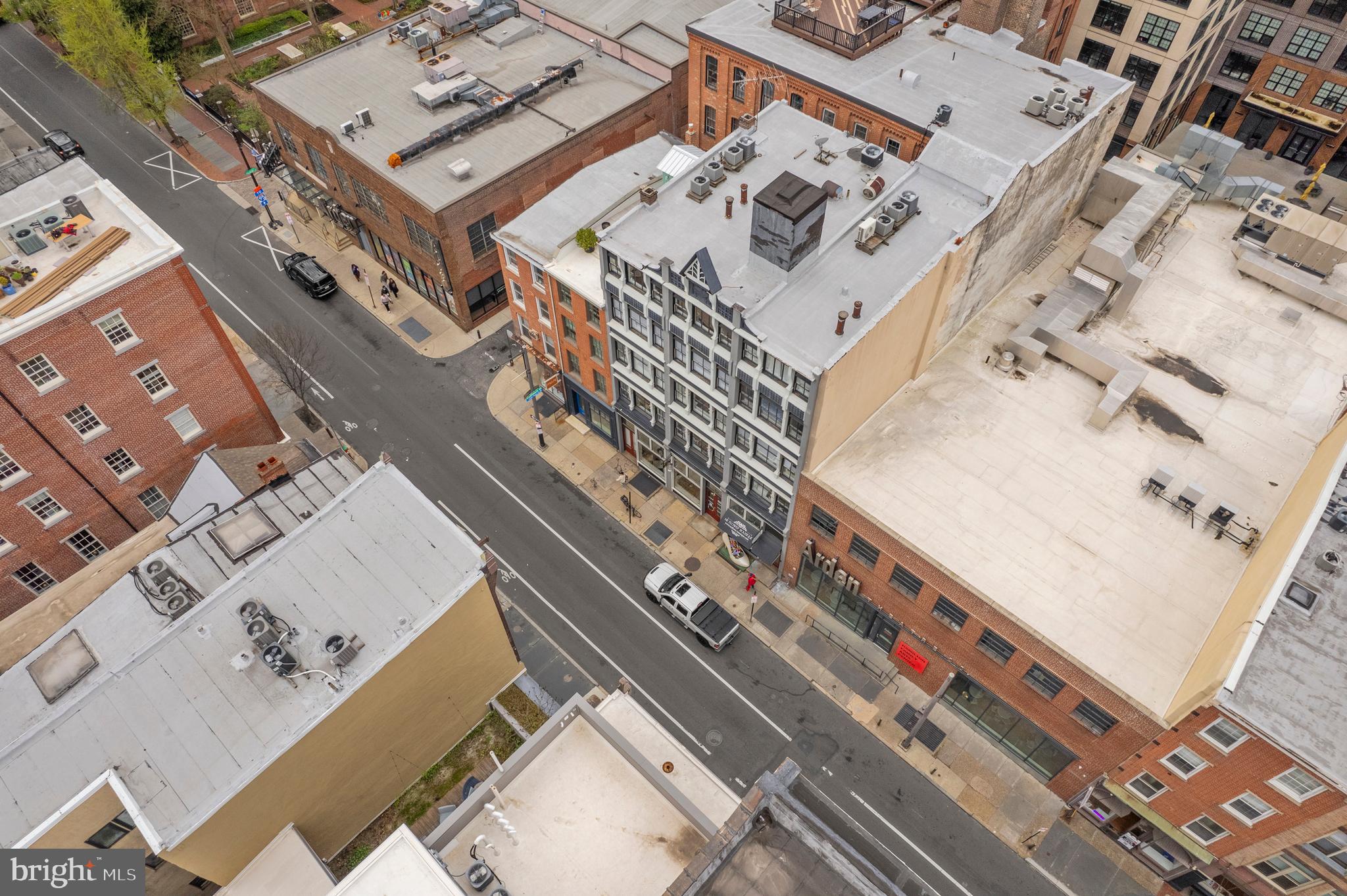 OLD CITY - Commercial Lease