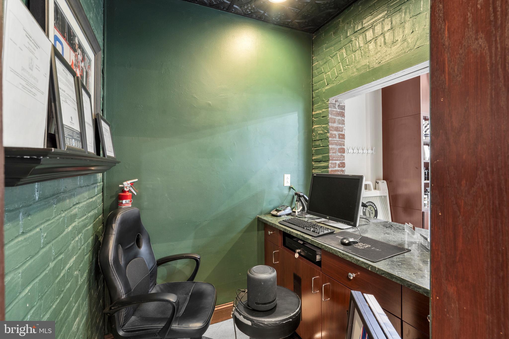 OLD CITY - Commercial Lease