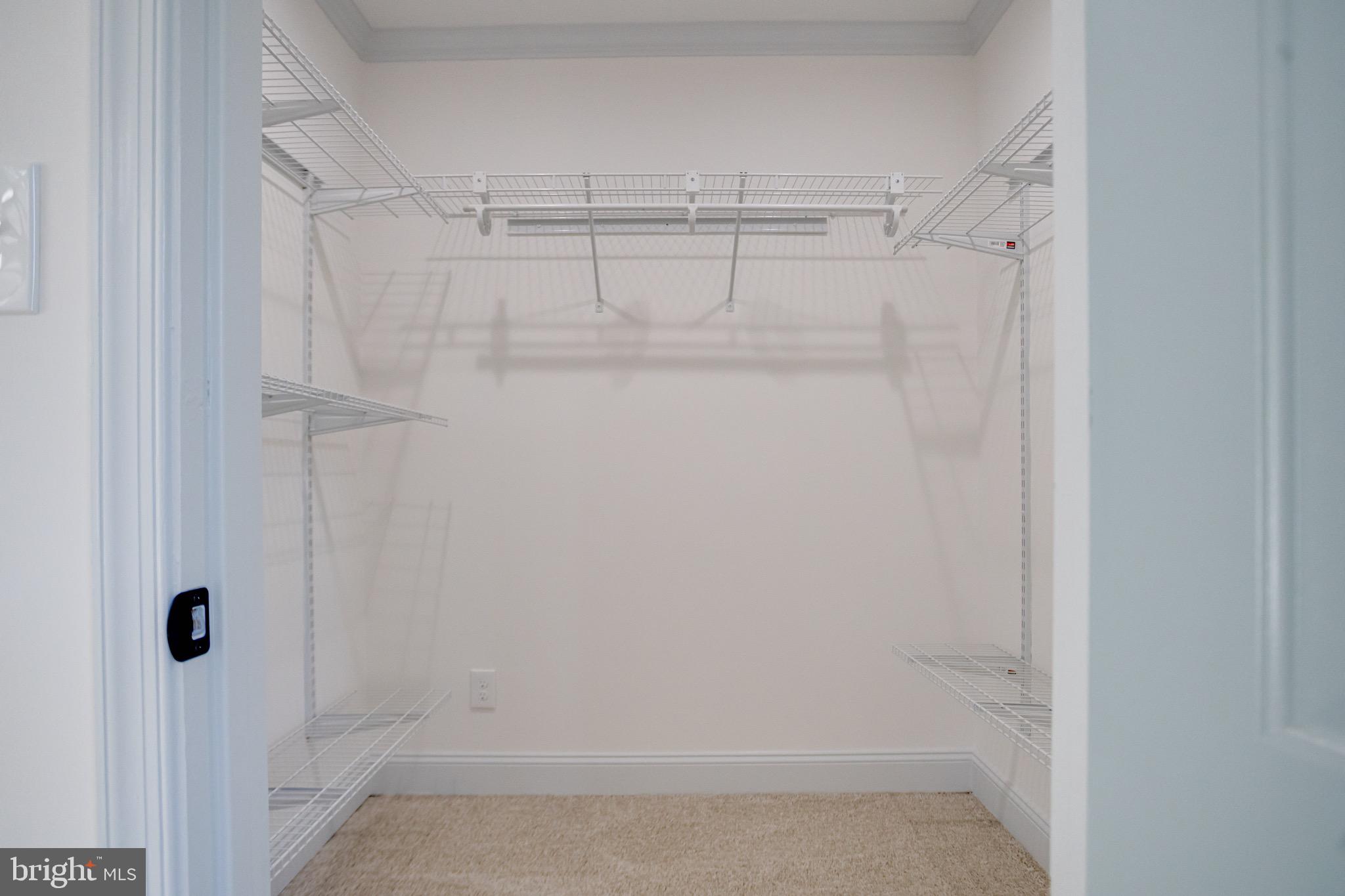 DARRYL GARDENS - Residential