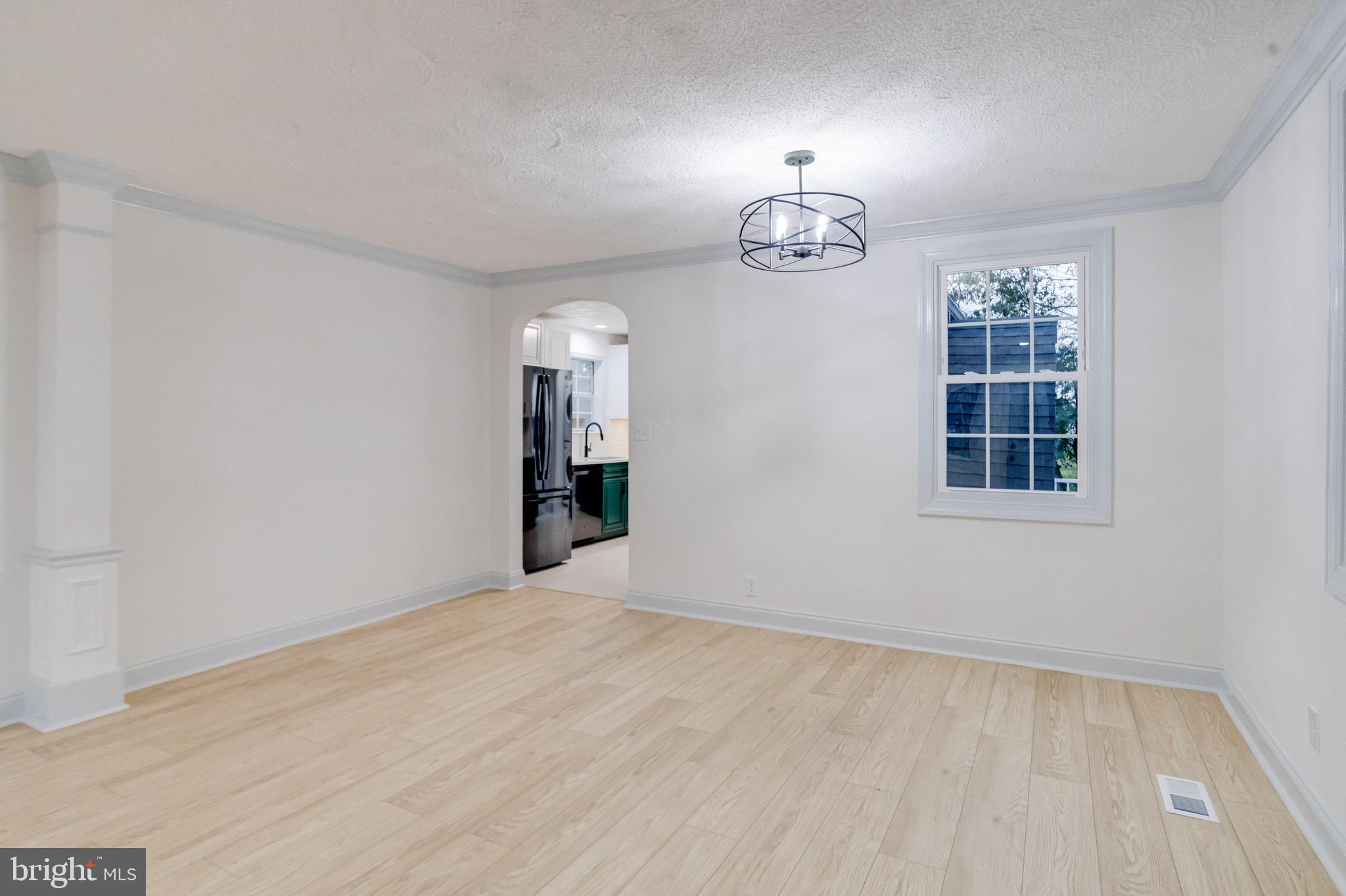 DARRYL GARDENS - Residential