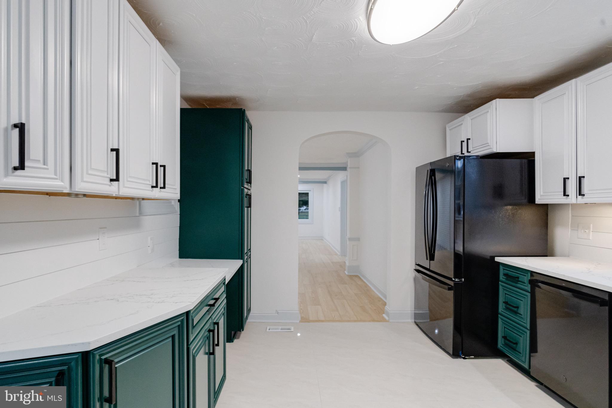 DARRYL GARDENS - Residential