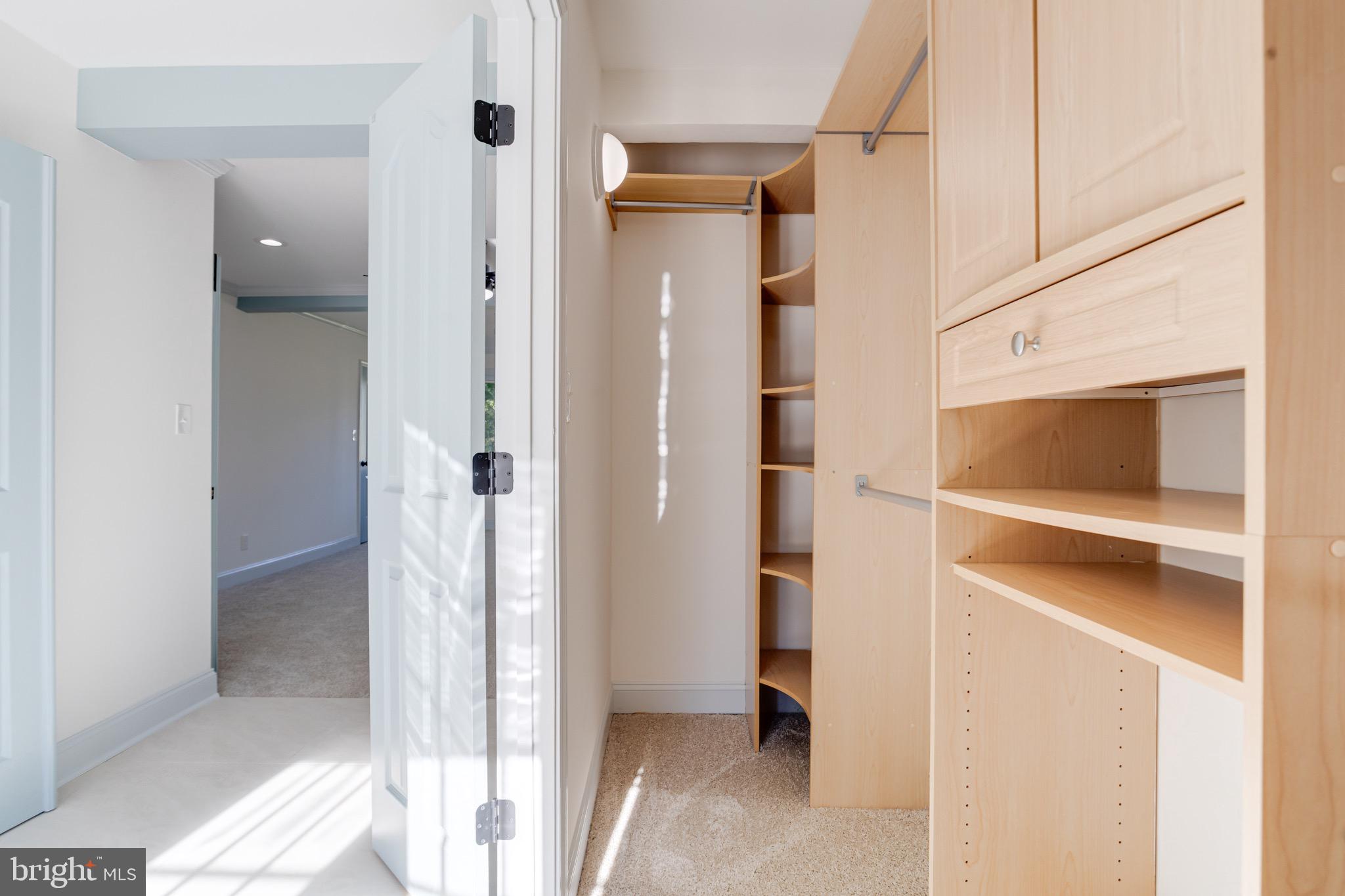 DARRYL GARDENS - Residential