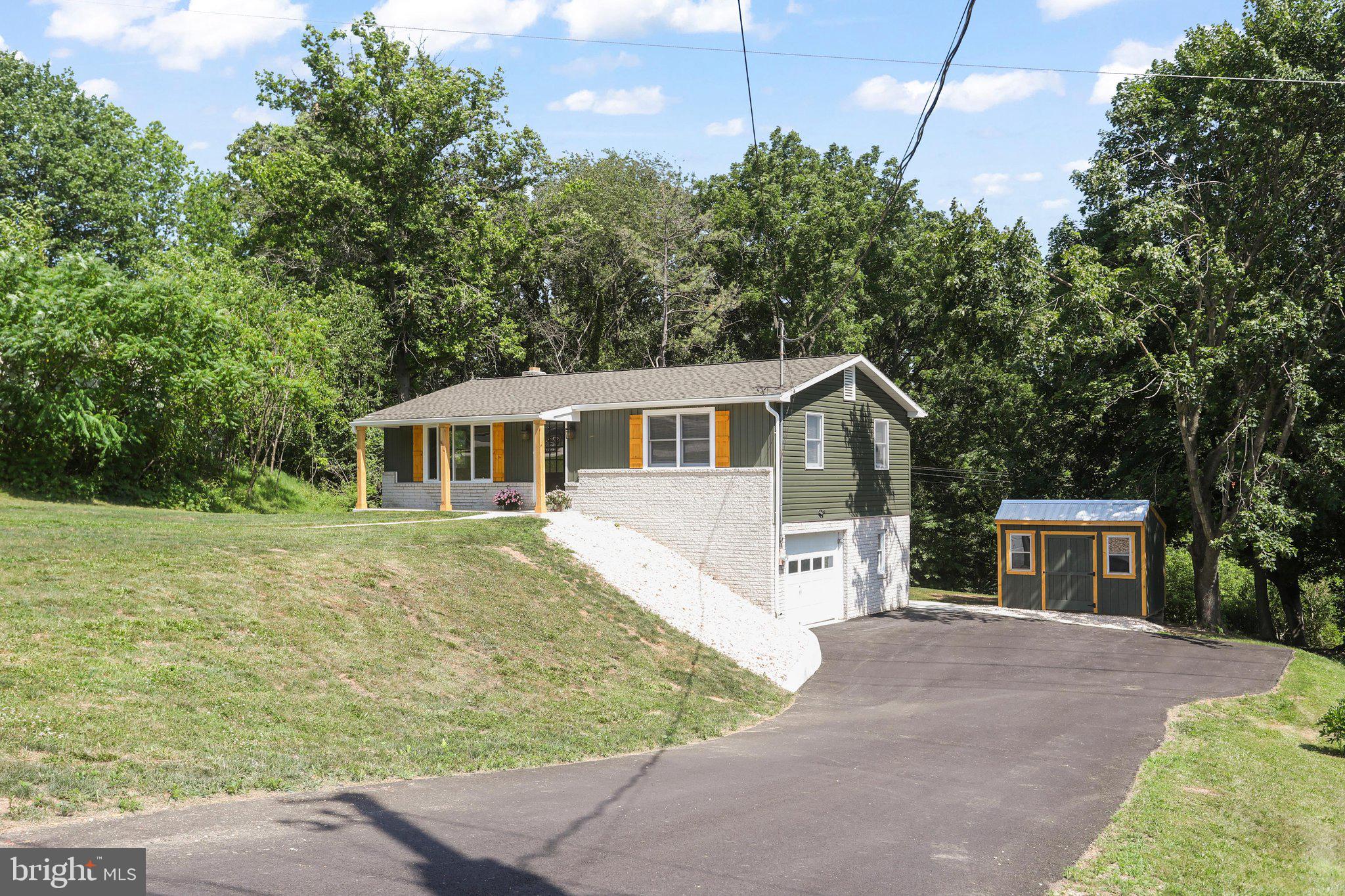 14 WATERFRONT DRIVE