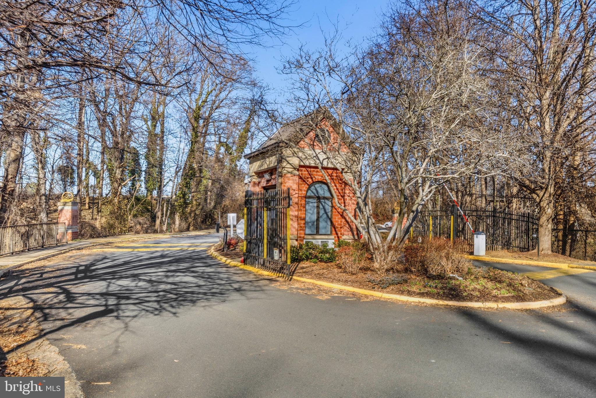 RENAISSANCE - Residential