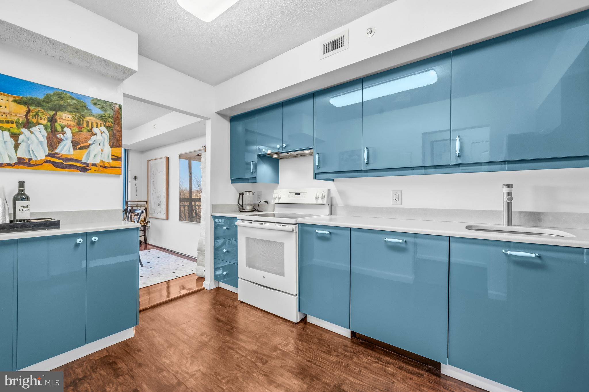 RENAISSANCE - Residential