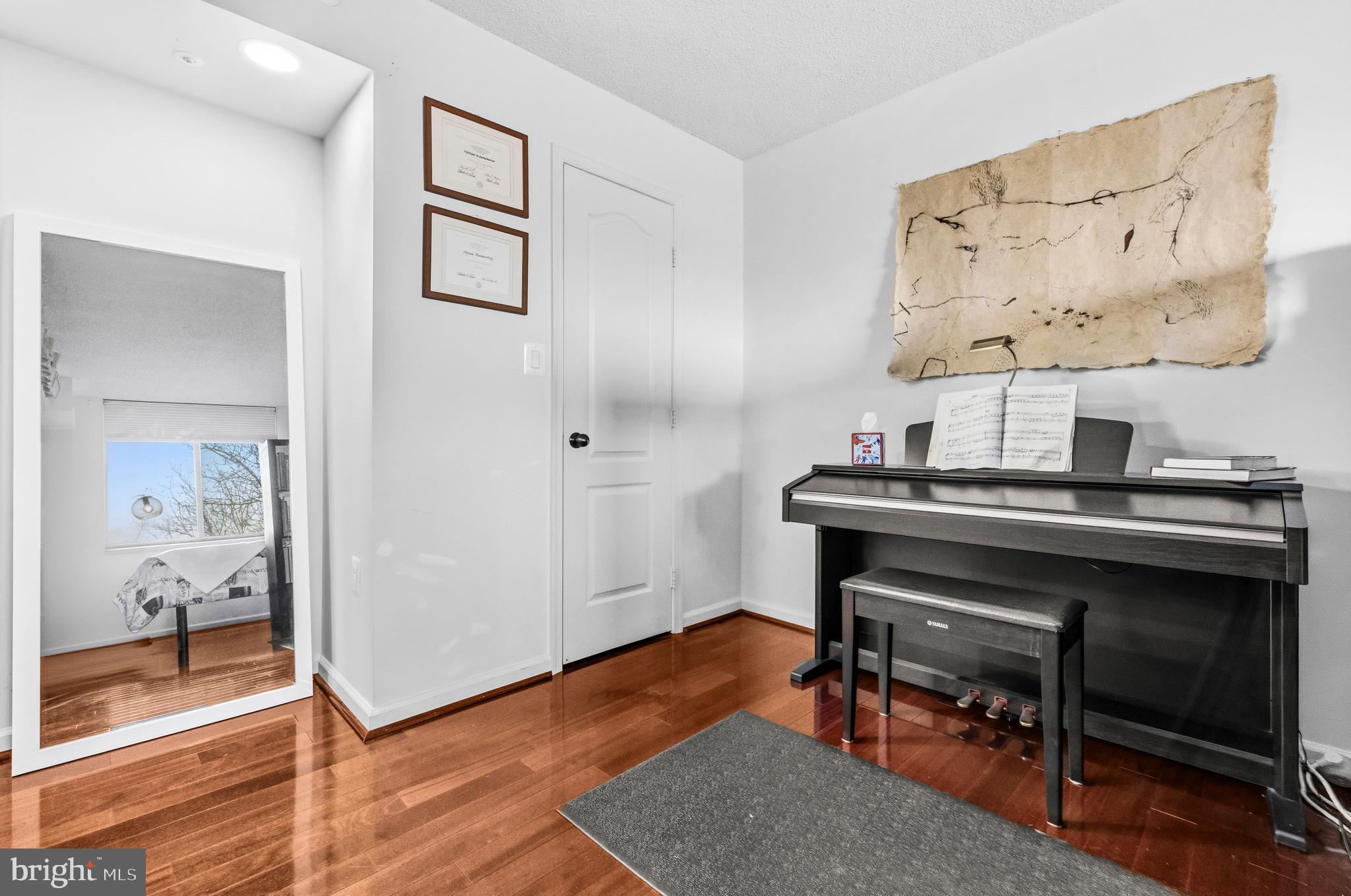 RENAISSANCE - Residential