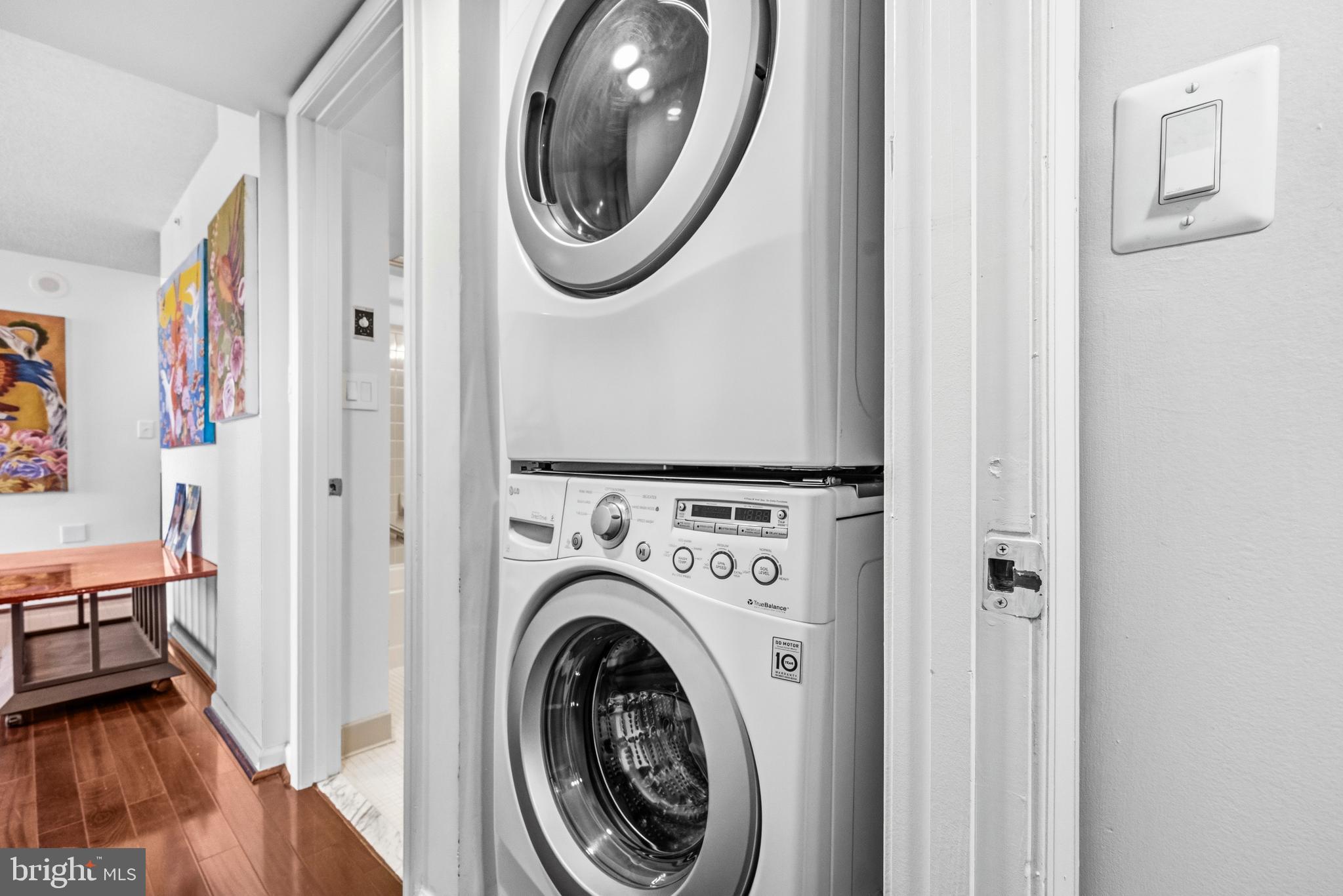 RENAISSANCE - Residential