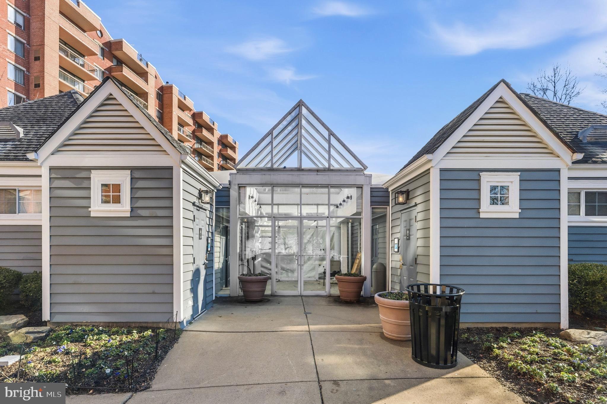 RENAISSANCE - Residential