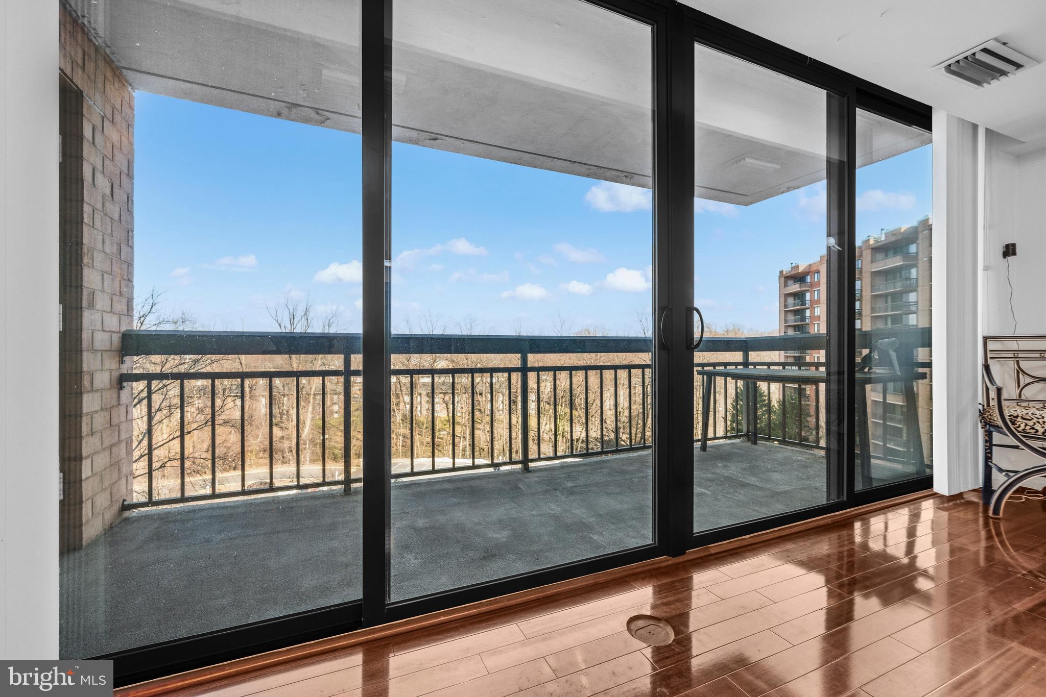 RENAISSANCE - Residential