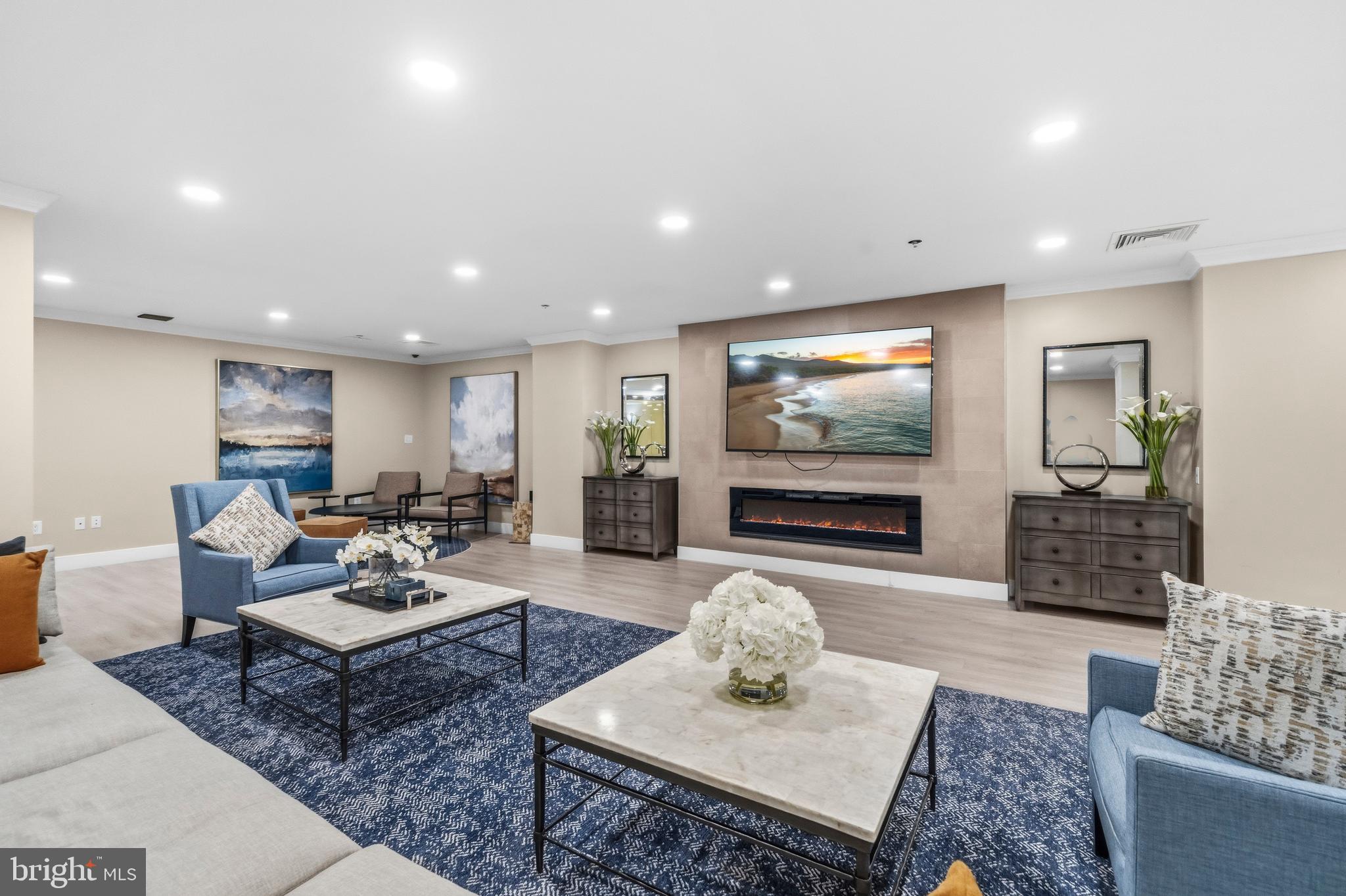 RENAISSANCE - Residential