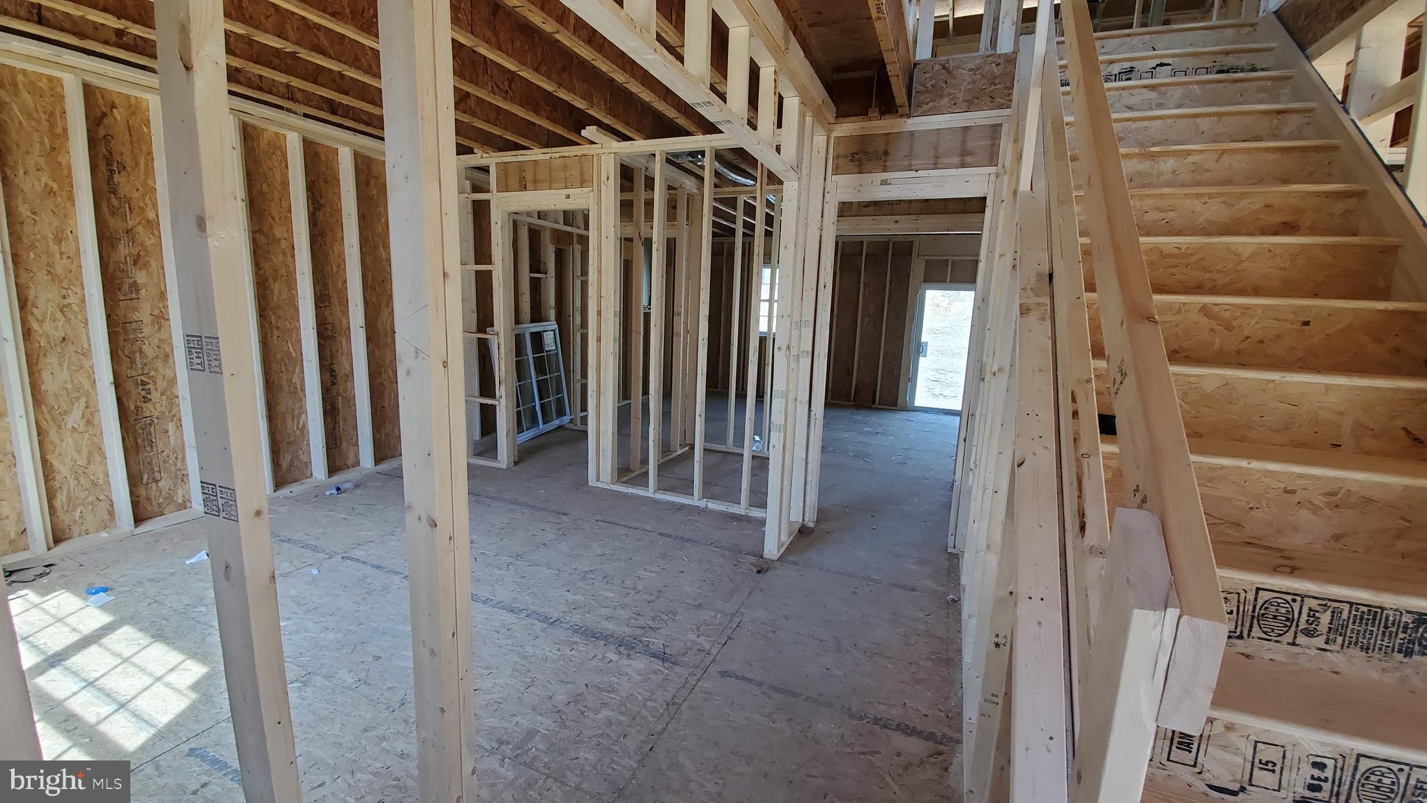 ELIZABETH HILLS - Residential