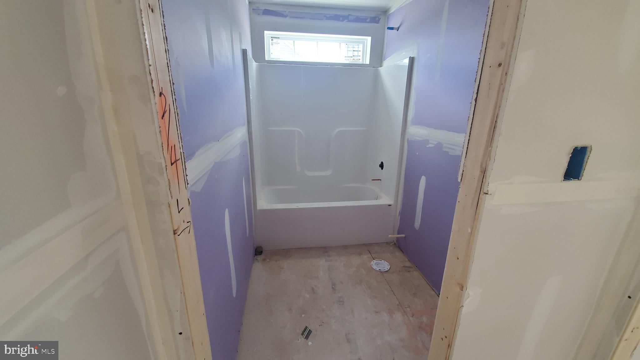 ELIZABETH HILLS - Residential