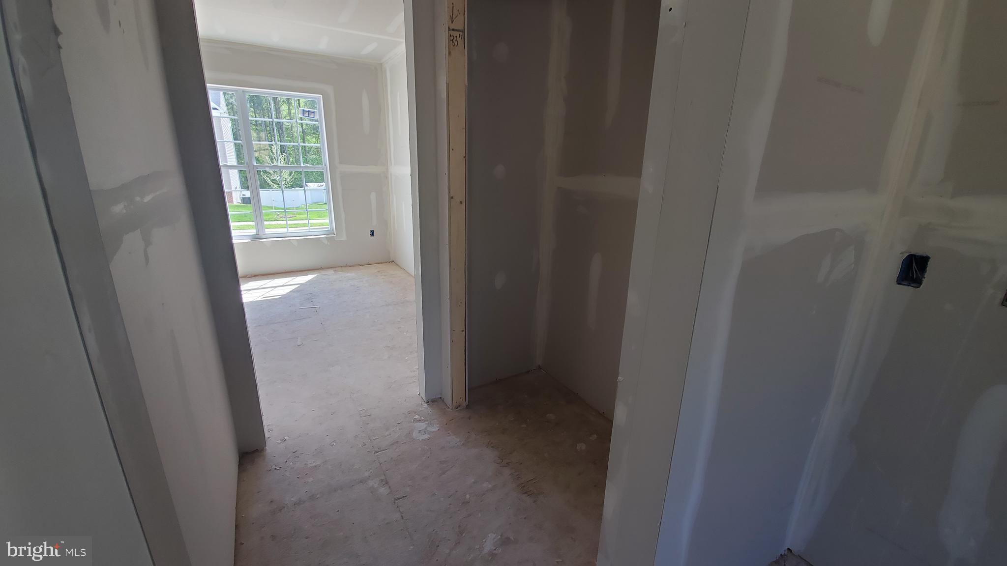 ELIZABETH HILLS - Residential