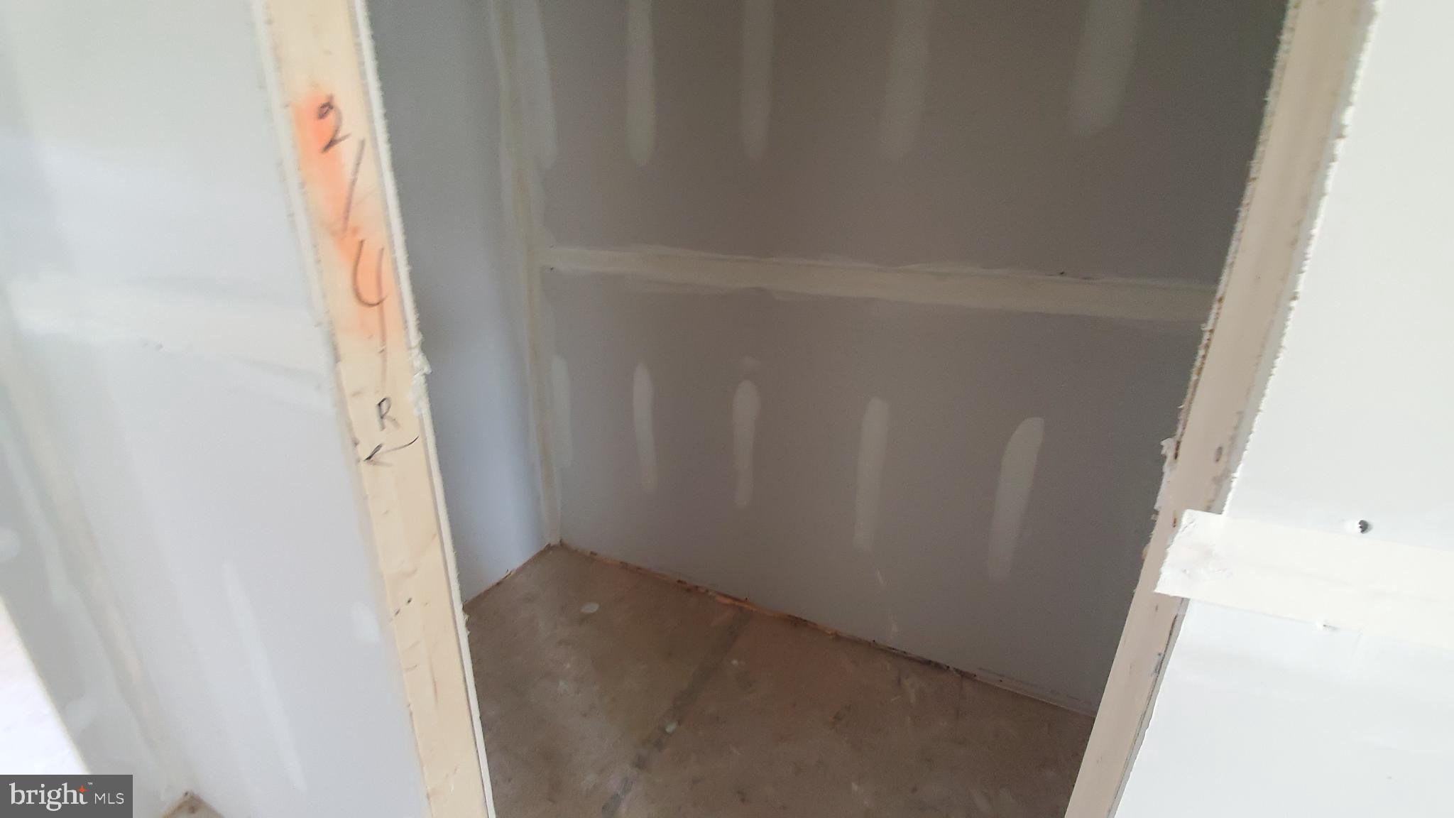 ELIZABETH HILLS - Residential