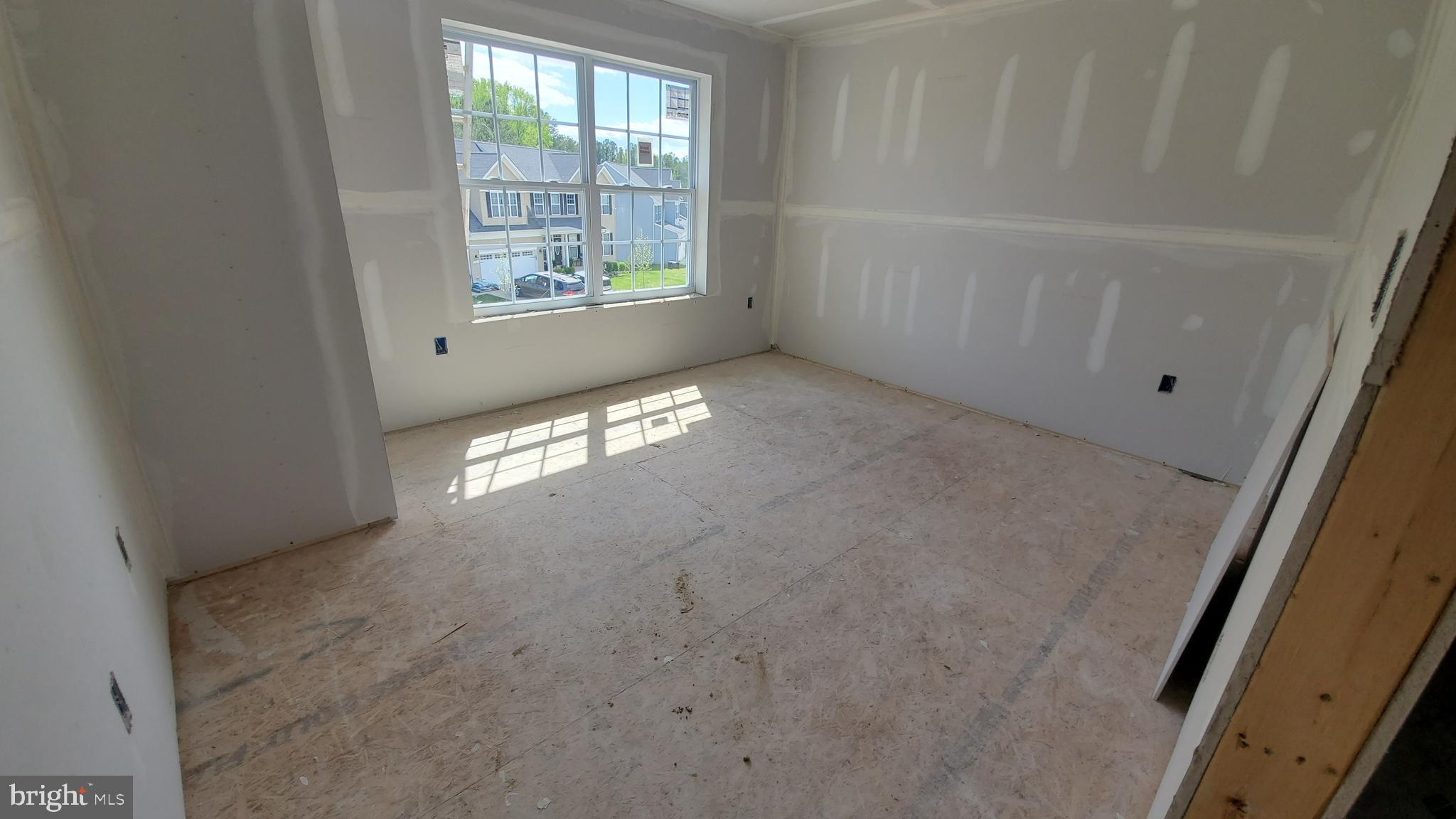 ELIZABETH HILLS - Residential