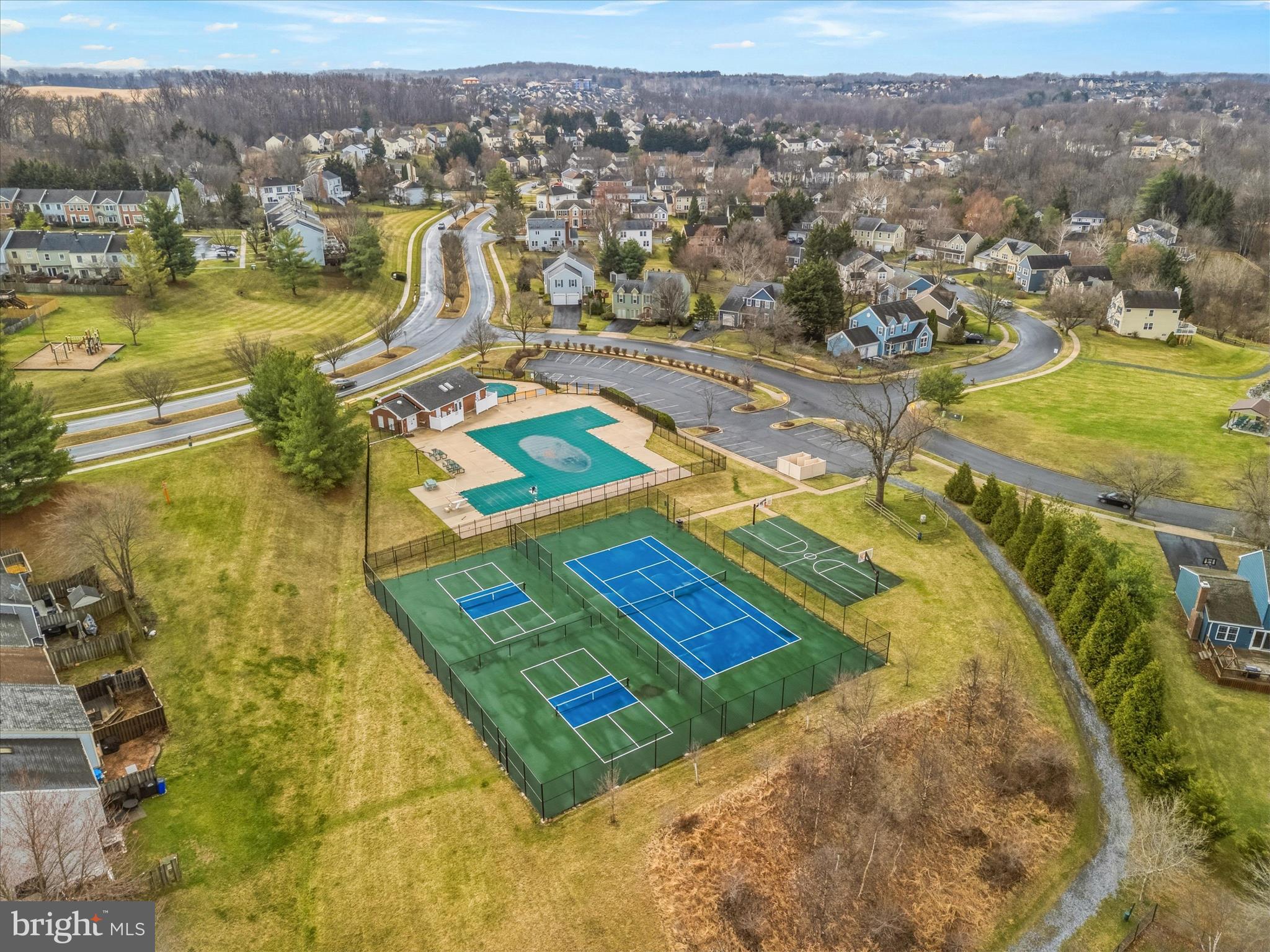 EAGLEHEAD SUMMERFIELD - Residential