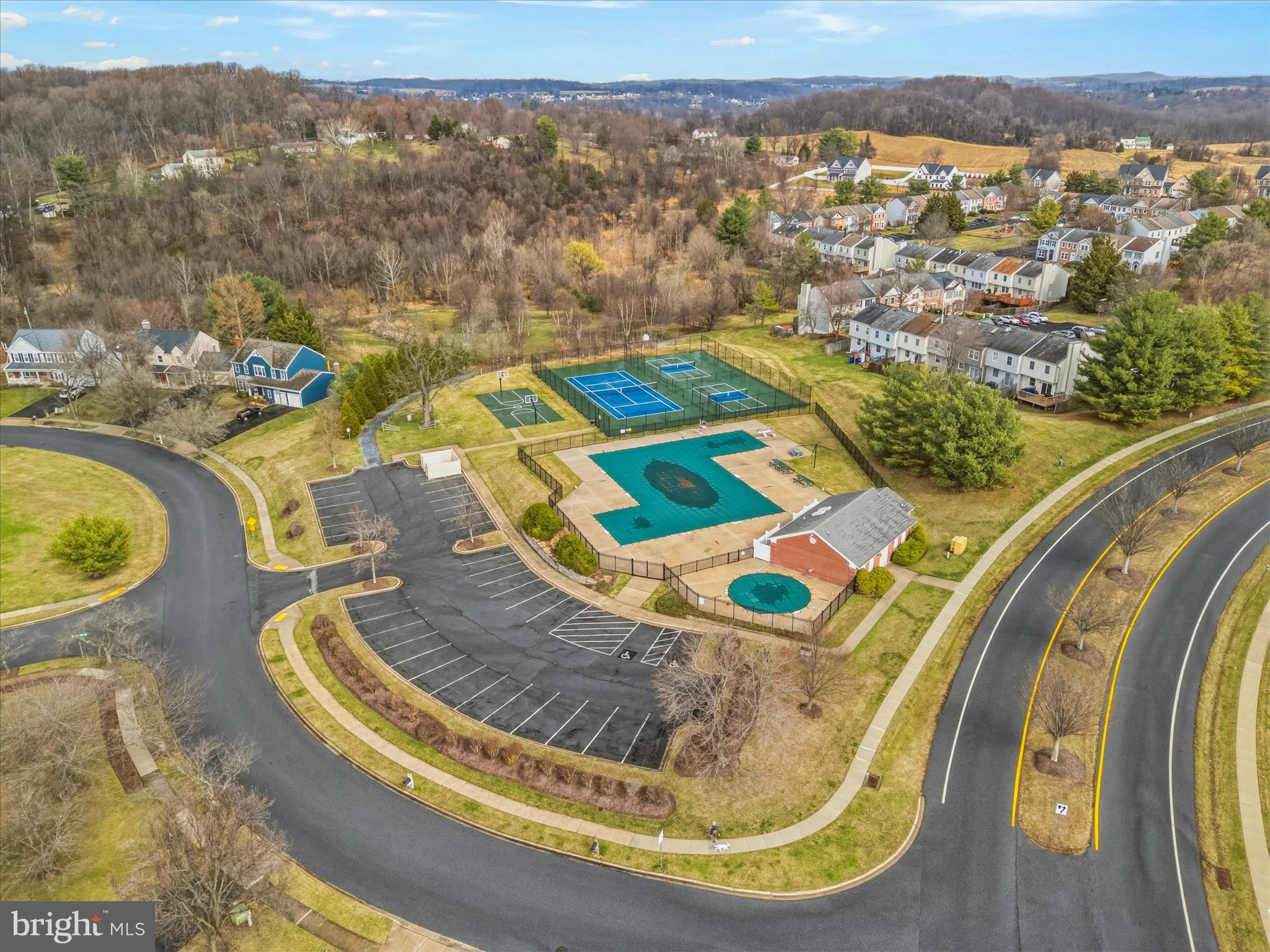 EAGLEHEAD SUMMERFIELD - Residential