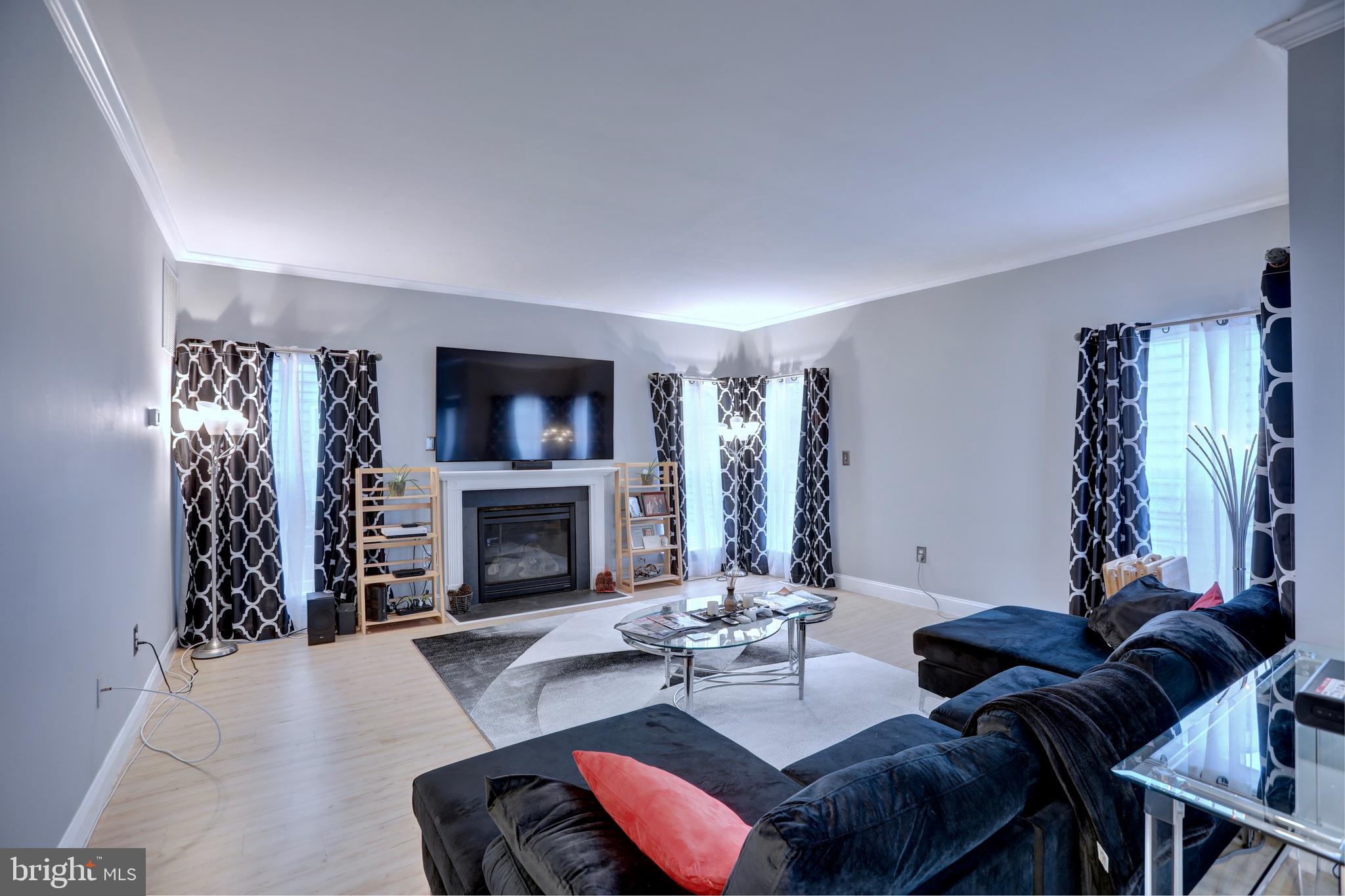 HUNTFIELD - Residential