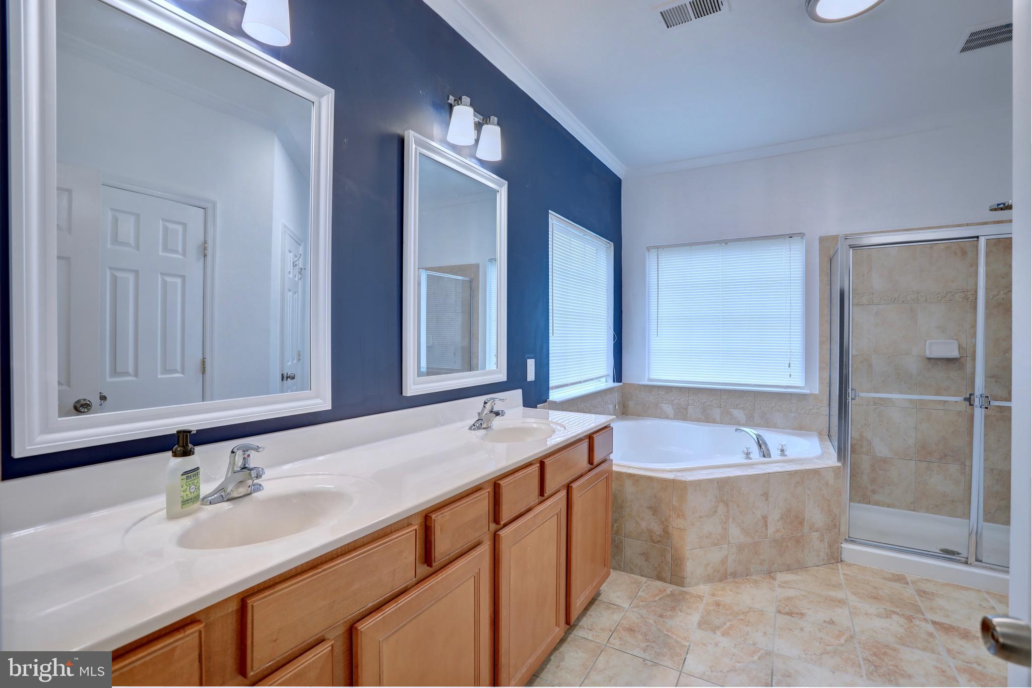 HUNTFIELD - Residential