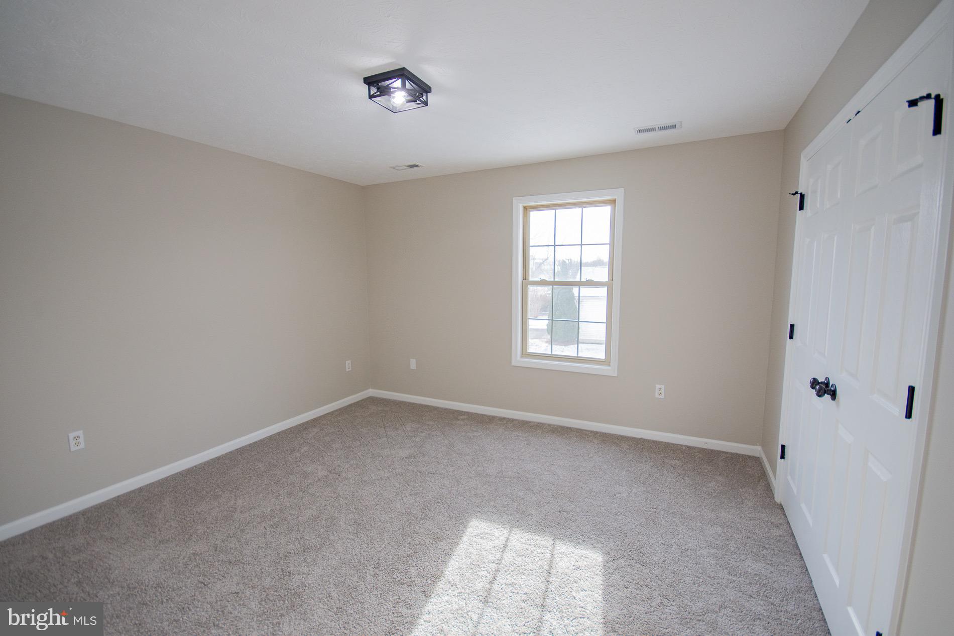 TABLER STATION MANOR - Residential