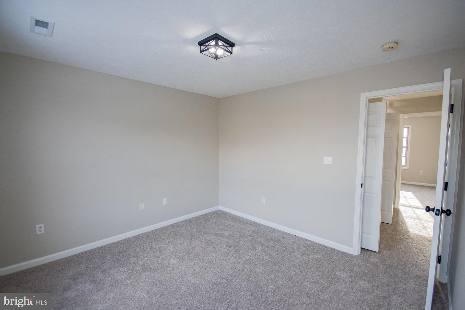 TABLER STATION MANOR - Residential