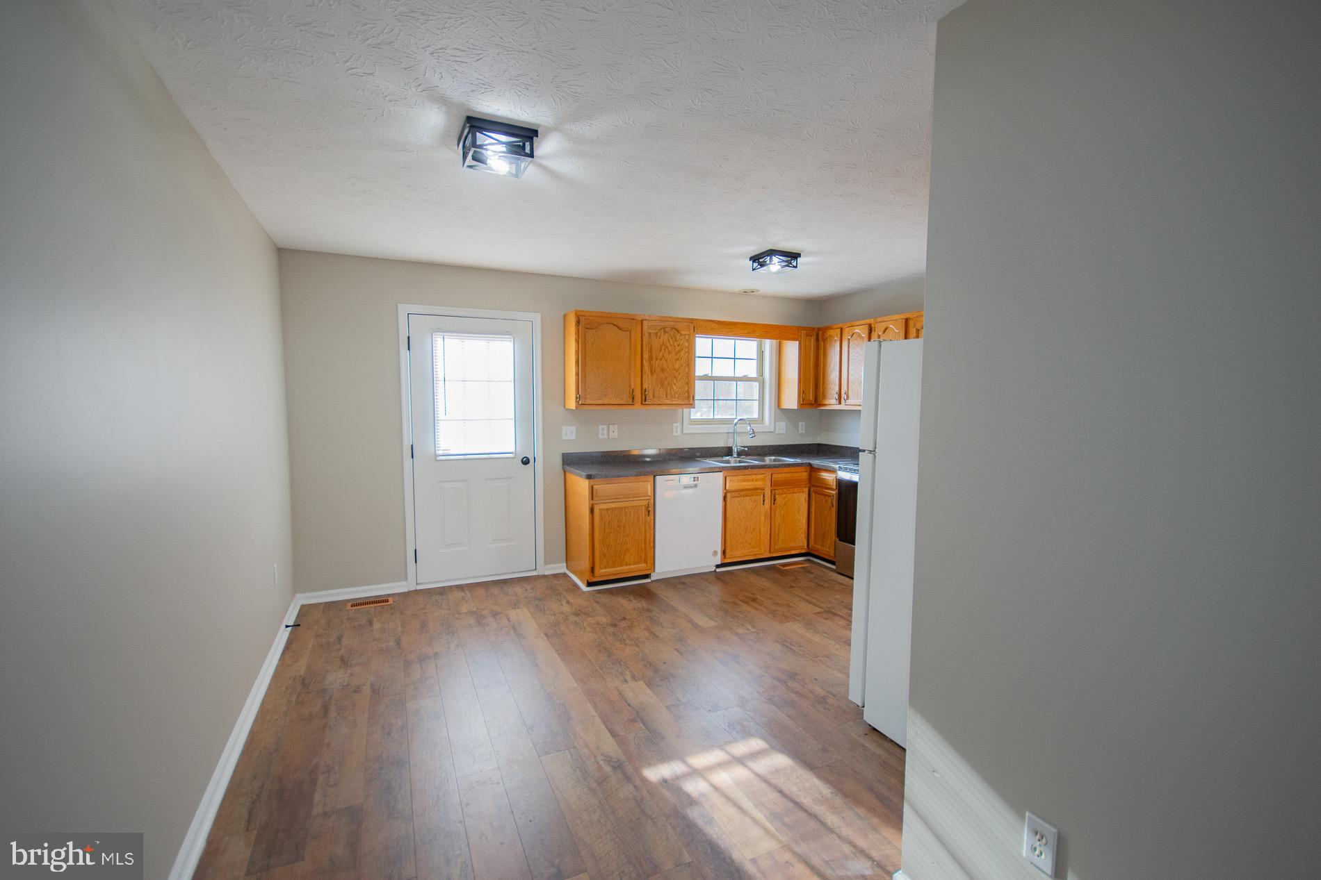 TABLER STATION MANOR - Residential