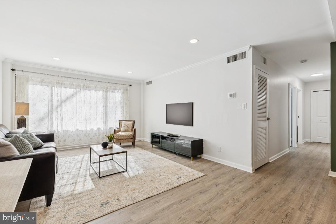 MAIN STREET GREEN - Residential