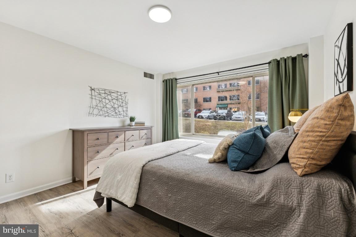 MAIN STREET GREEN - Residential