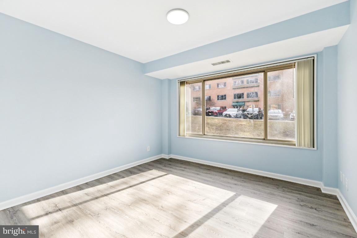 MAIN STREET GREEN - Residential