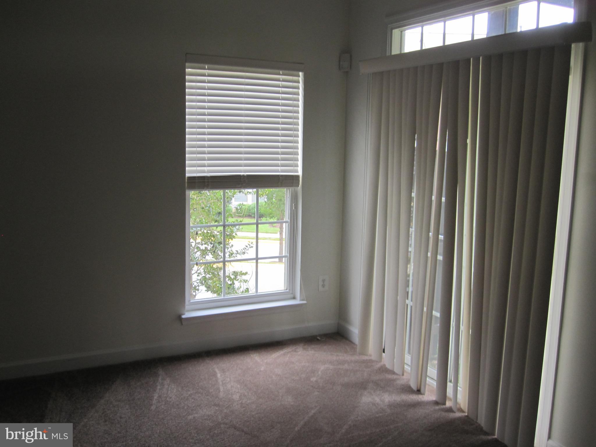 RUSSETT - Residential Lease