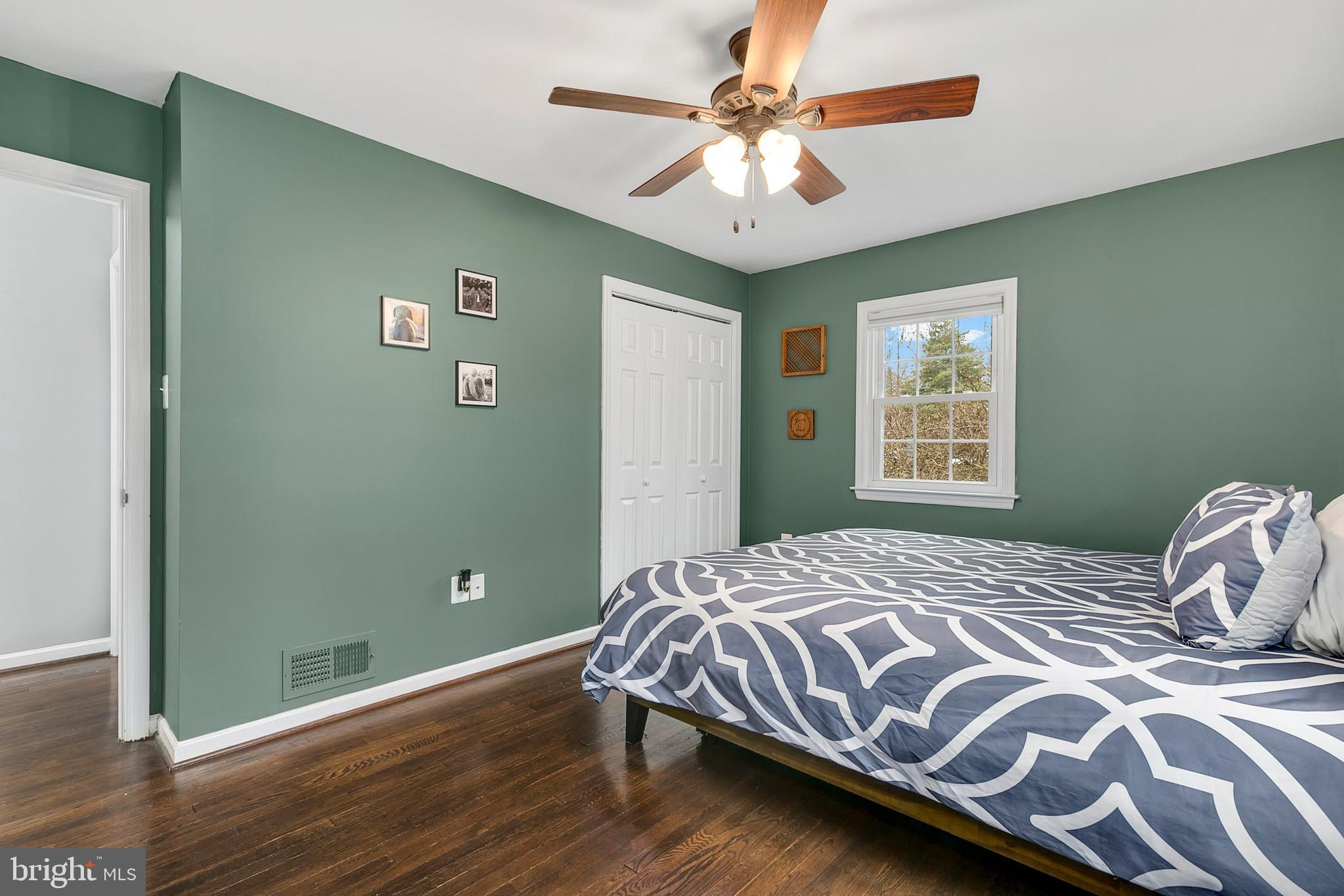 WEST LAUREL ACRES - Residential