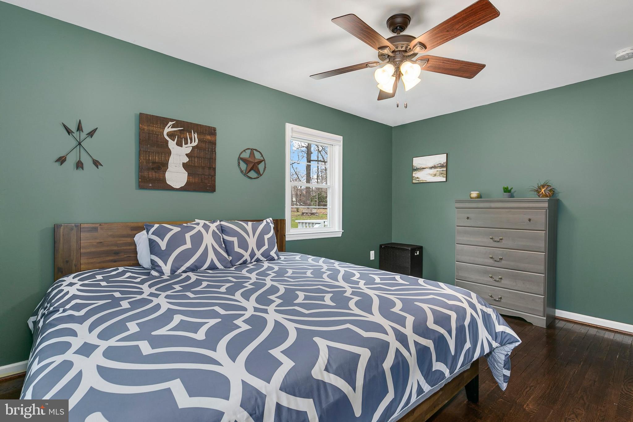 WEST LAUREL ACRES - Residential