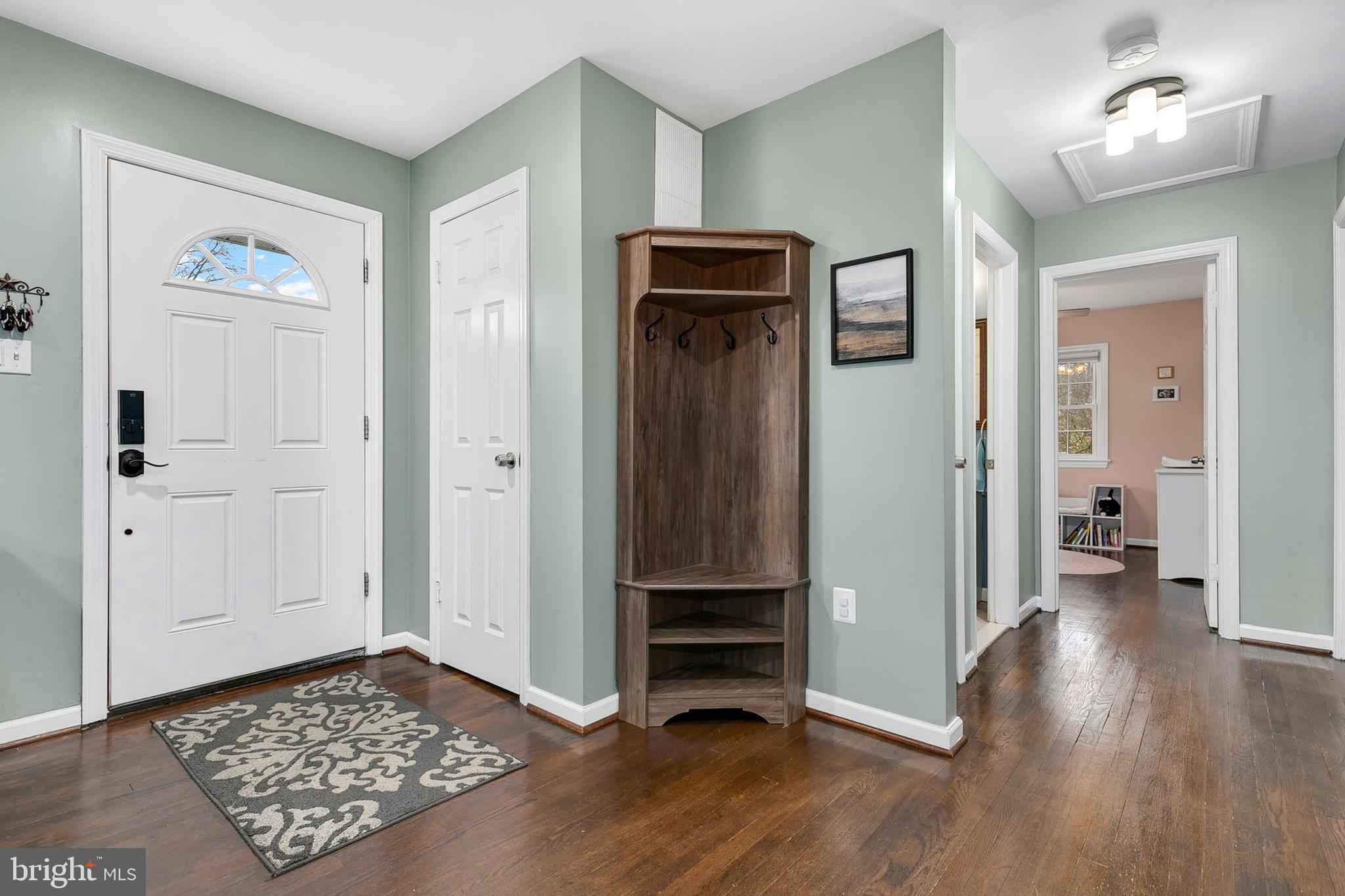 WEST LAUREL ACRES - Residential